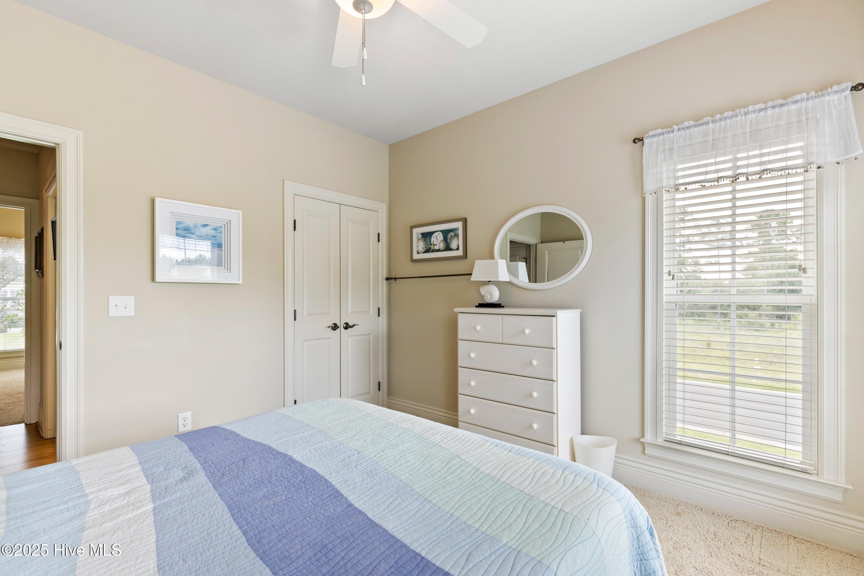 3298 Kensington Square SW