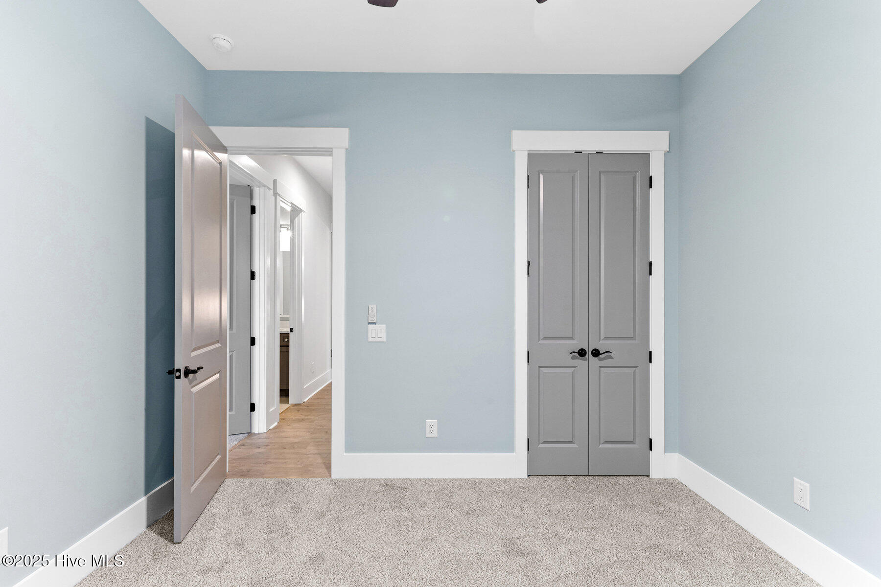 1216 Rockhill Road
