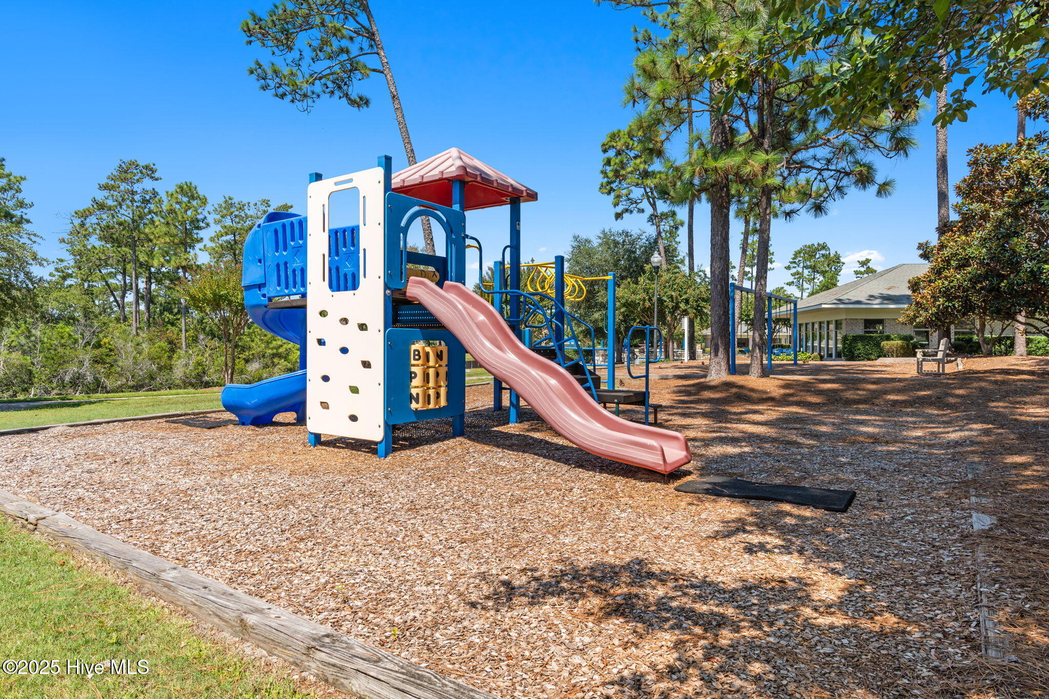 1210 St Simons Drive SE