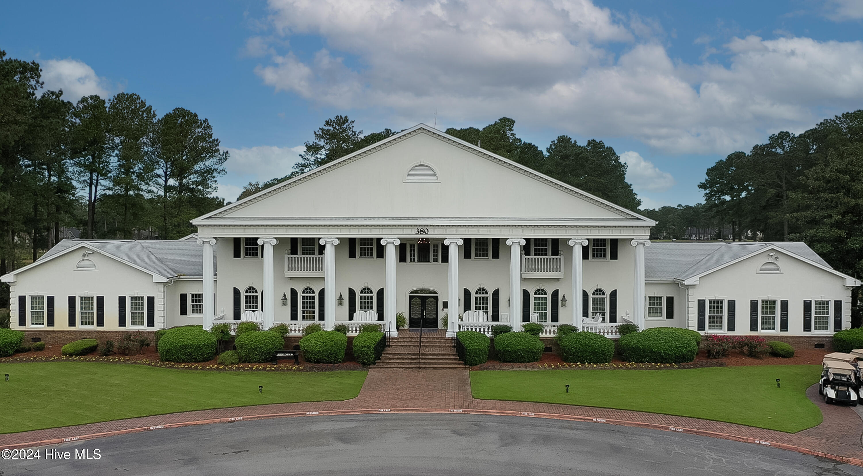 2083 NE Wild Indigo Circle NW 93