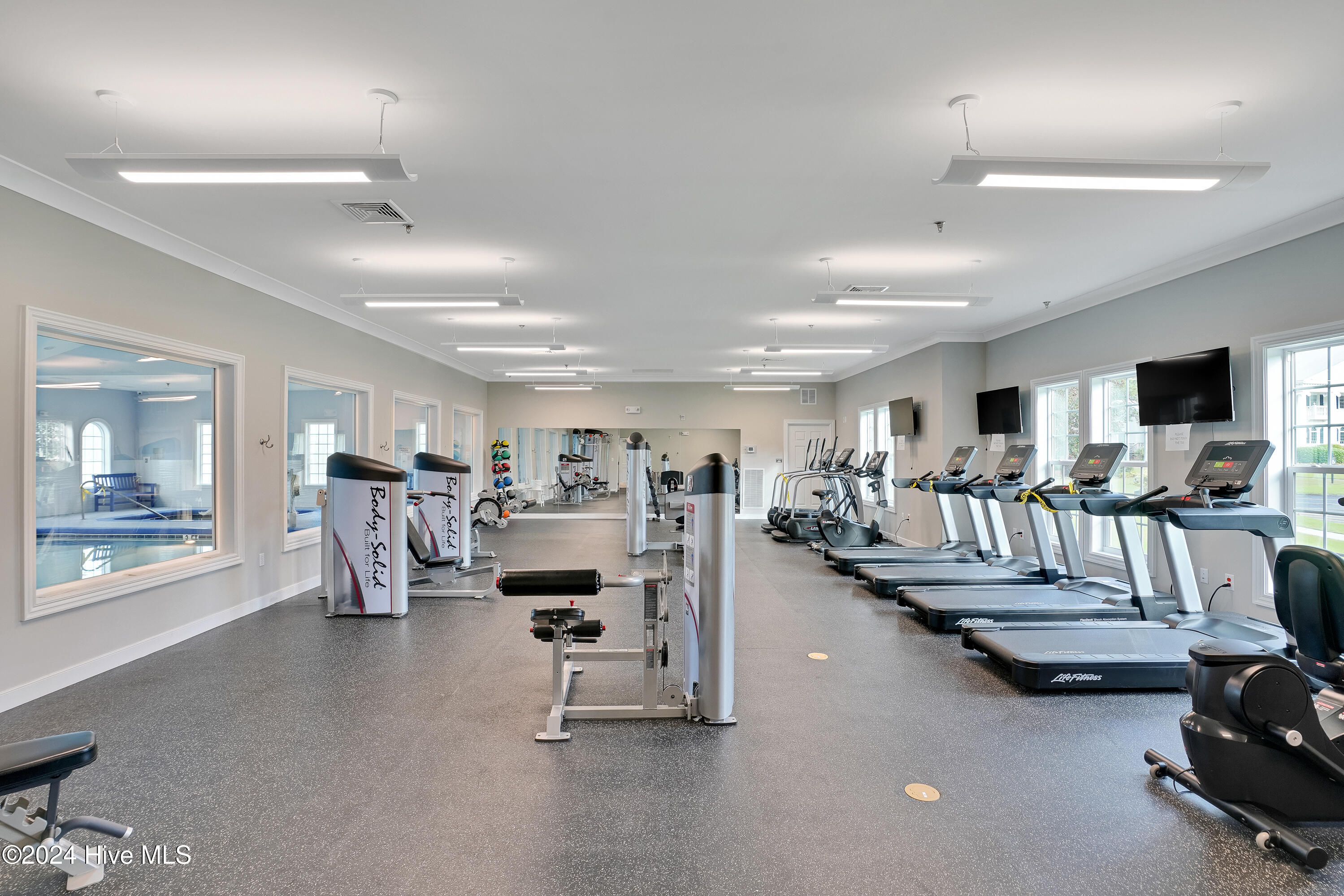 2083 NE Wild Indigo Circle NW 93