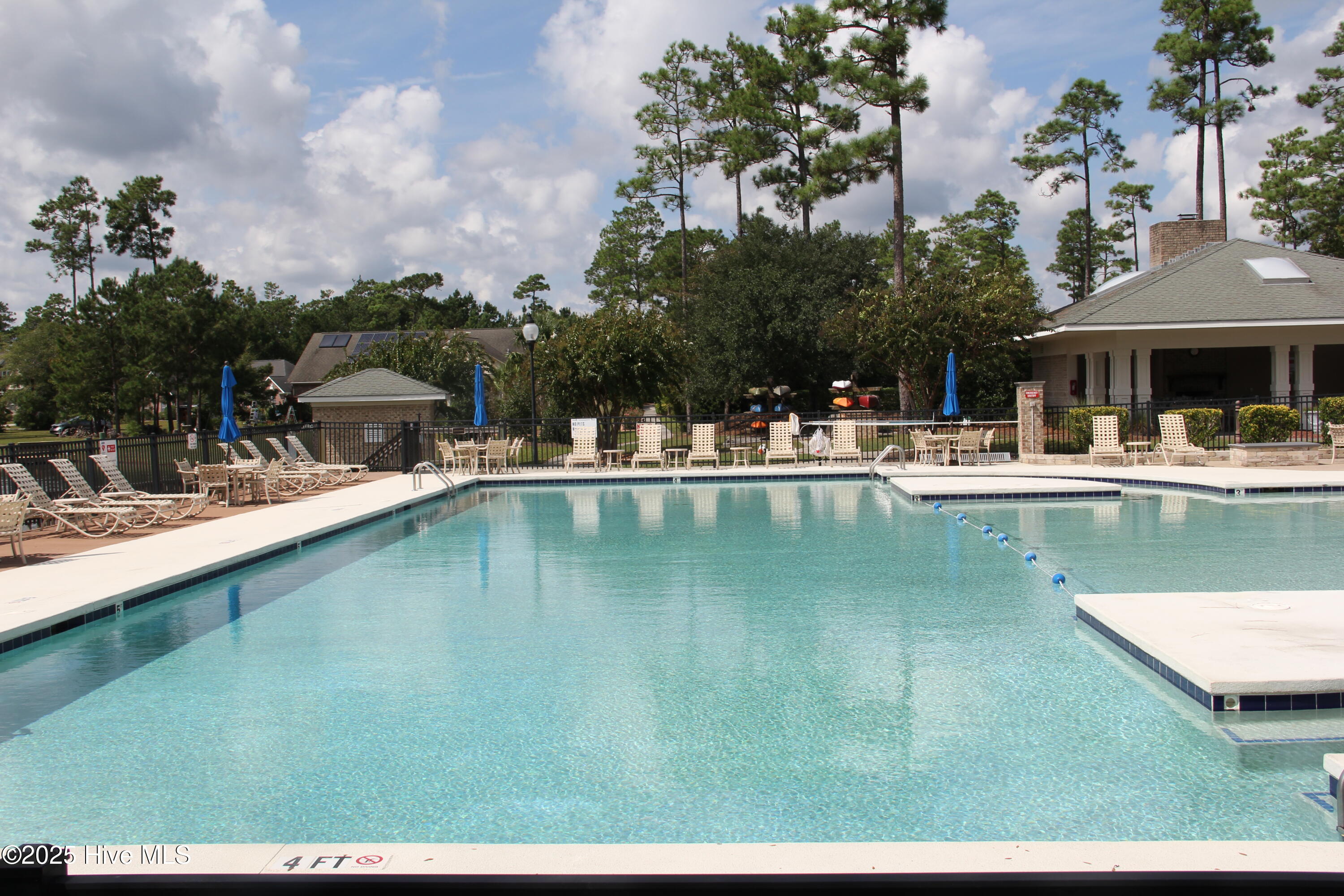 1274 St Simons Drive SE