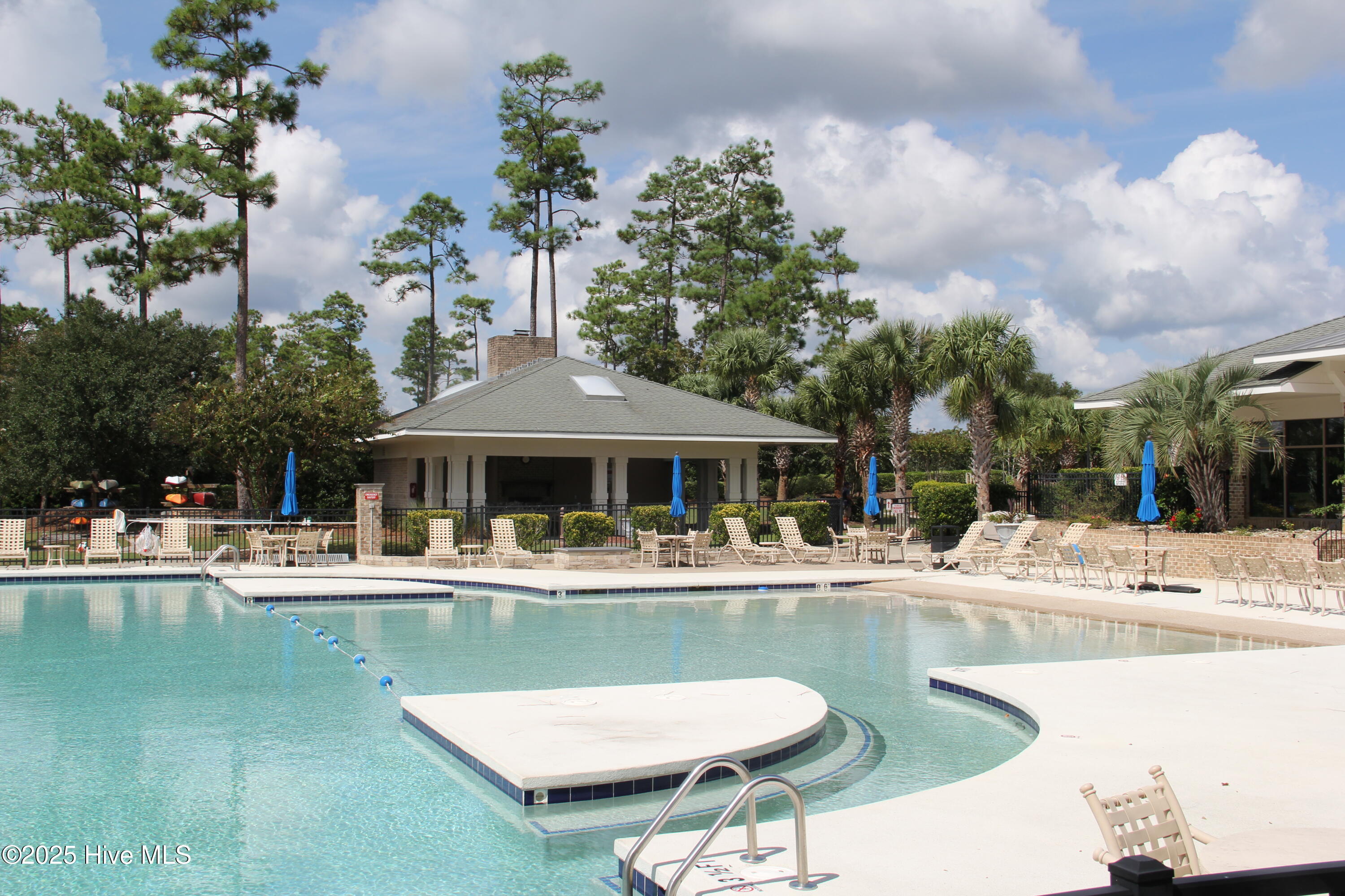 1274 St Simons Drive SE