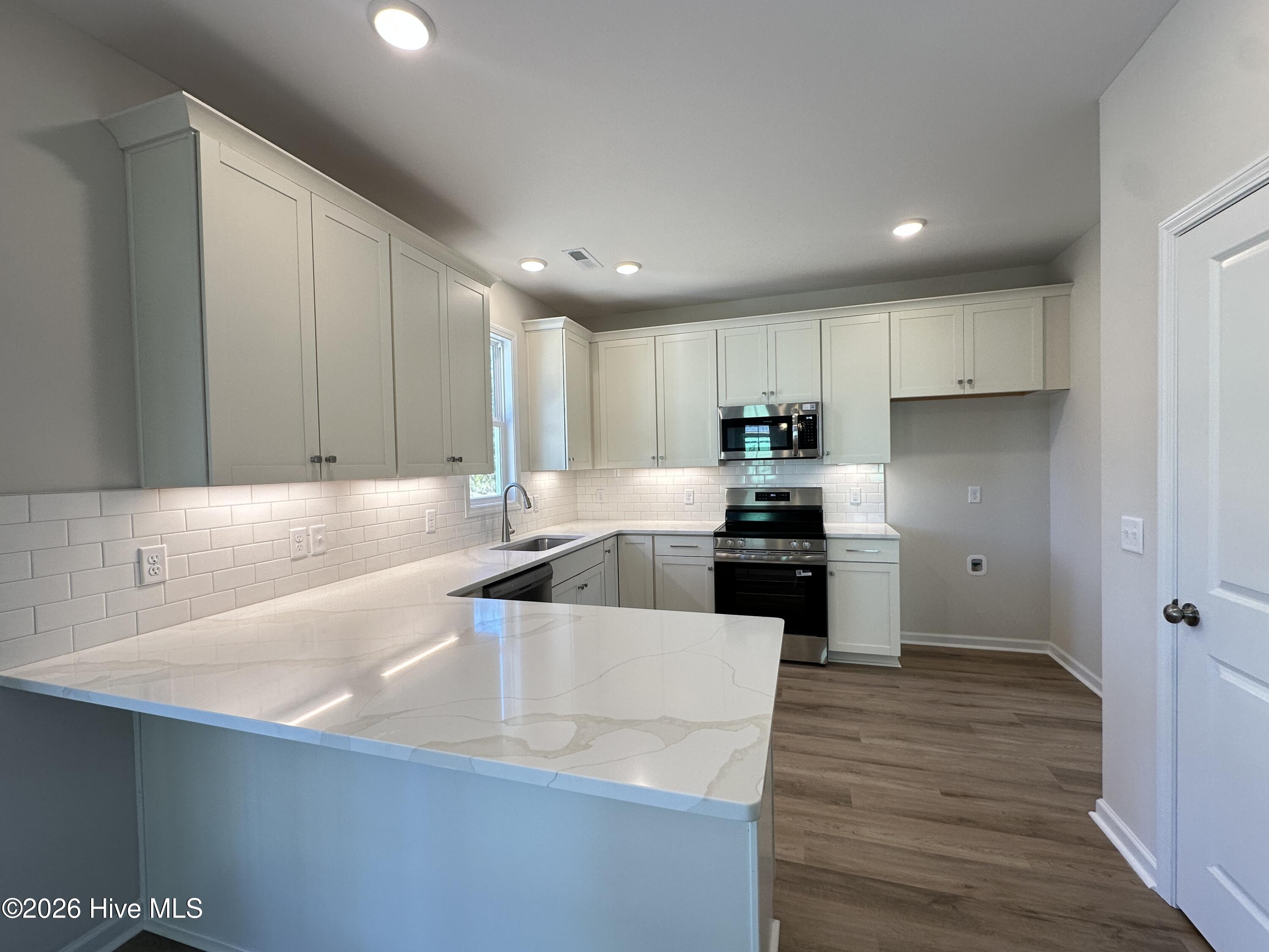 229 S Bandwheel Way