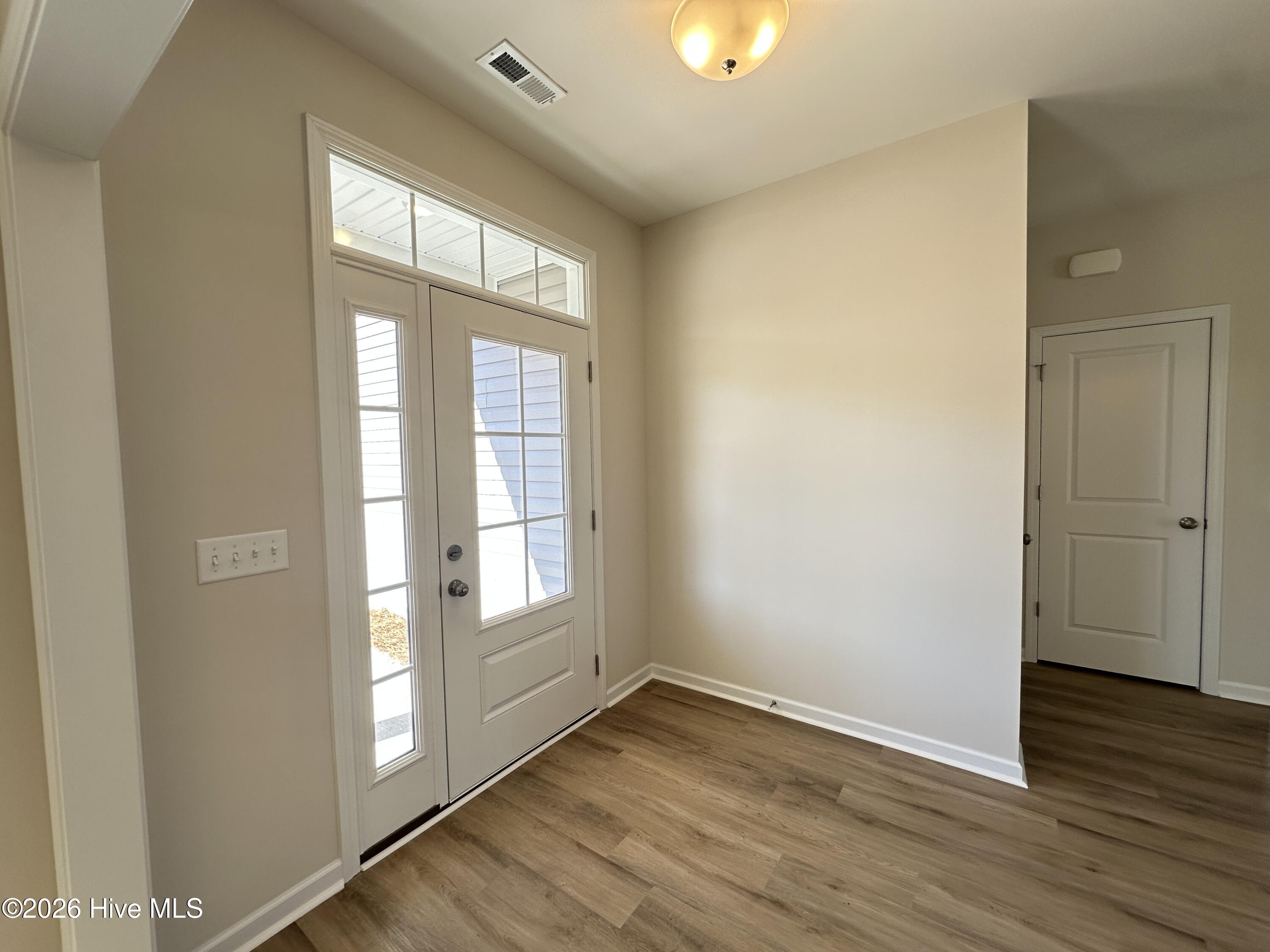 229 S Bandwheel Way