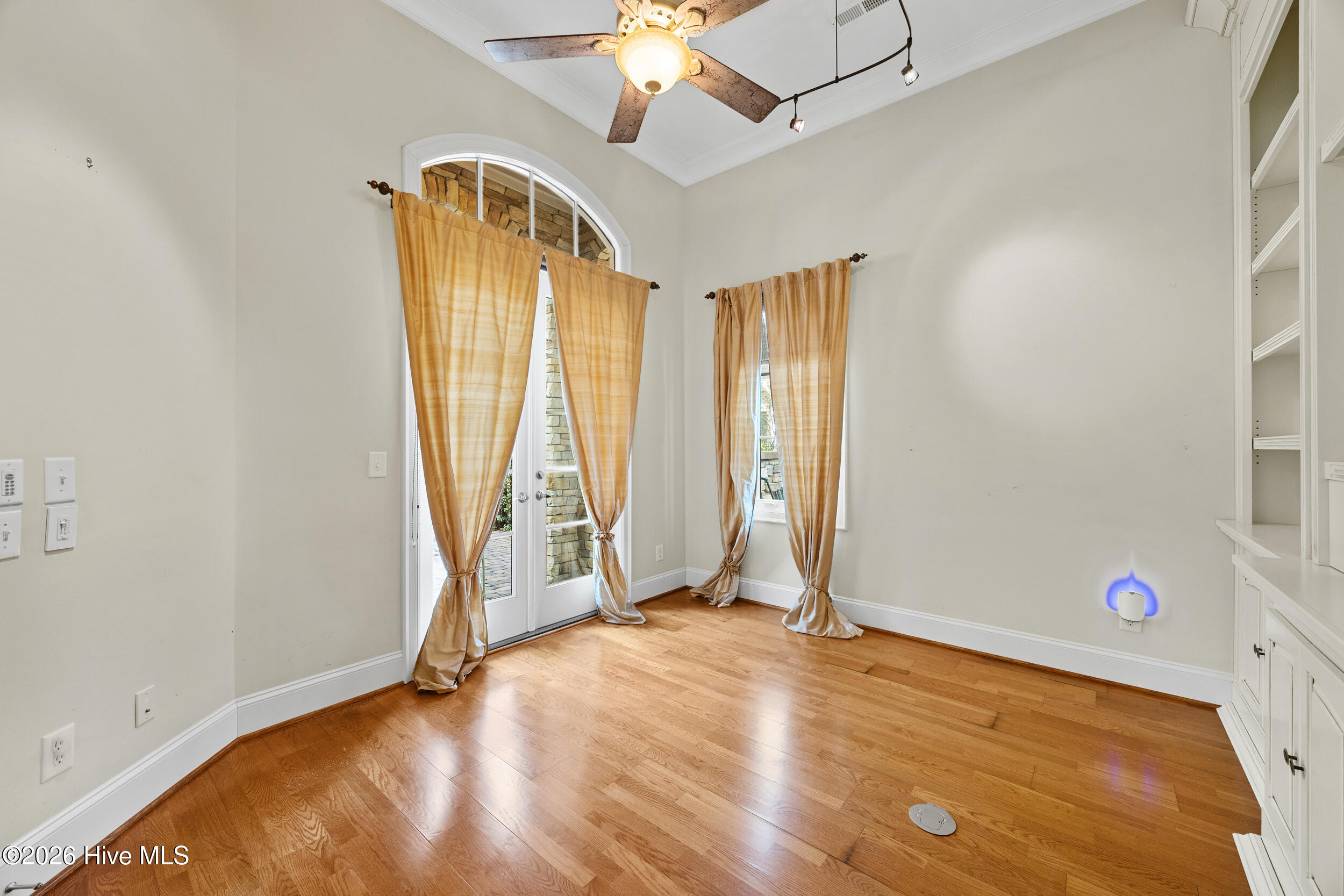 1301 S Moorings Drive