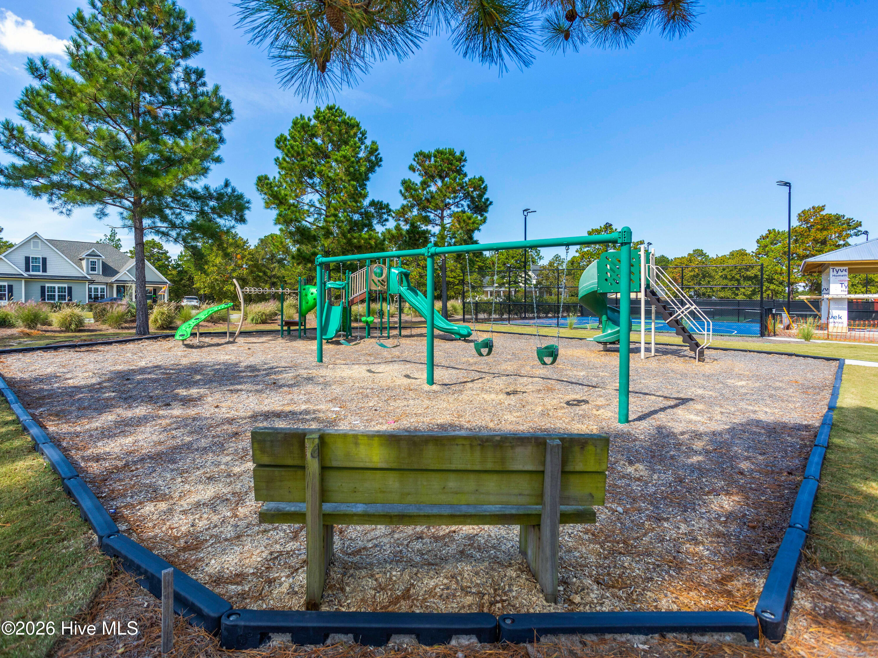 3726 Rivergate Way NE