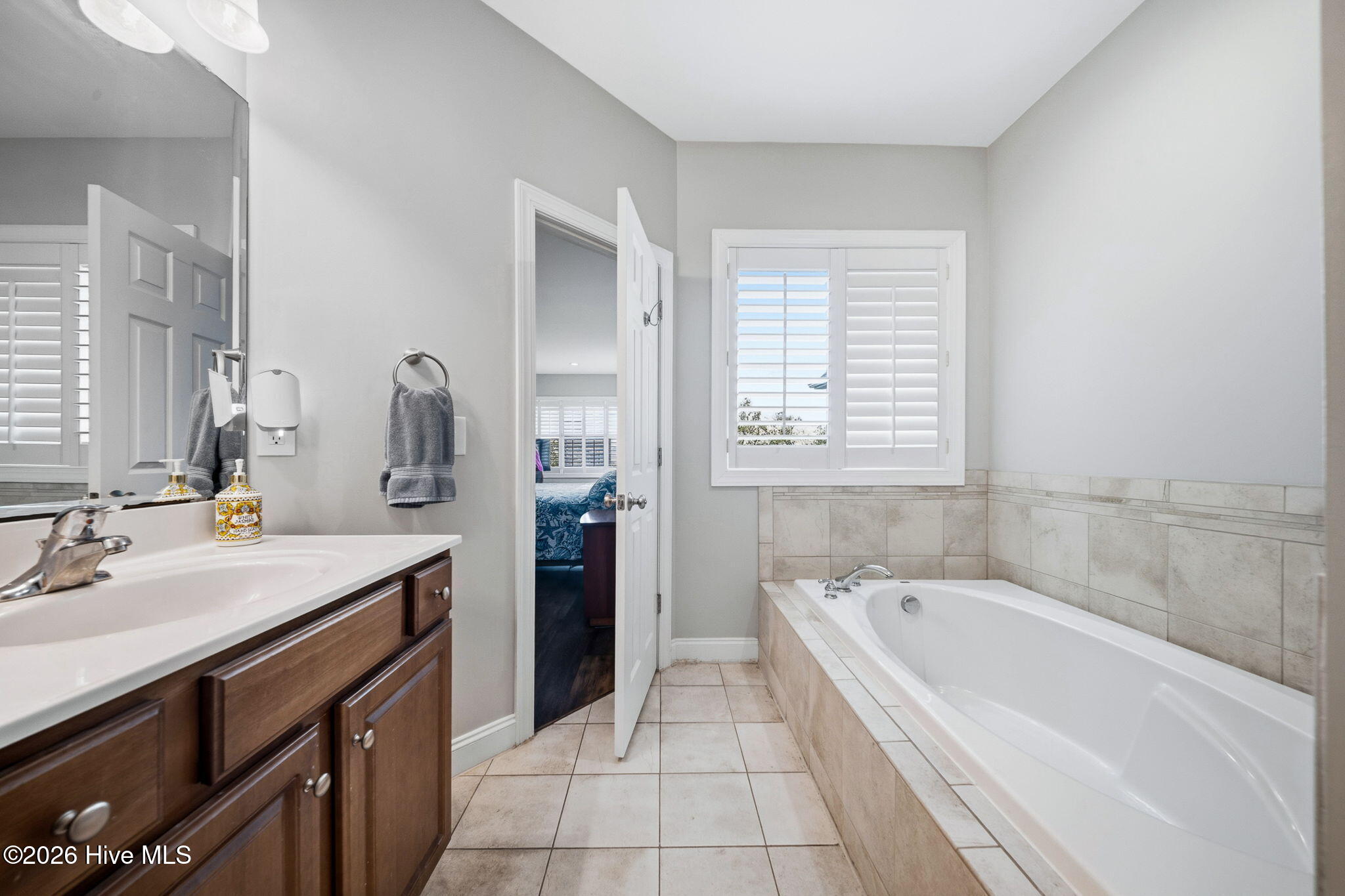 204 N Boca Bay Lane B