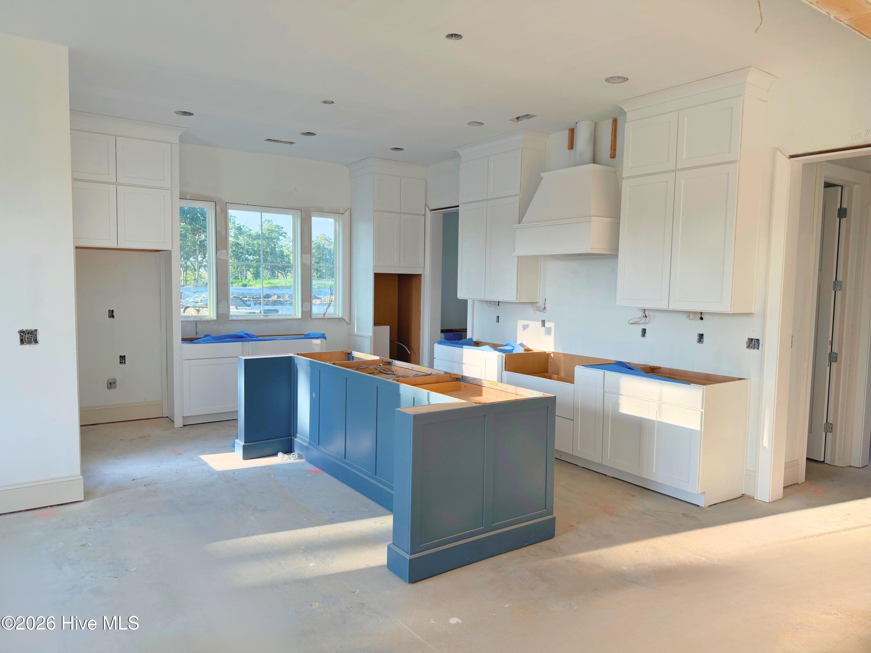 143 Halcyon Drive Drive
