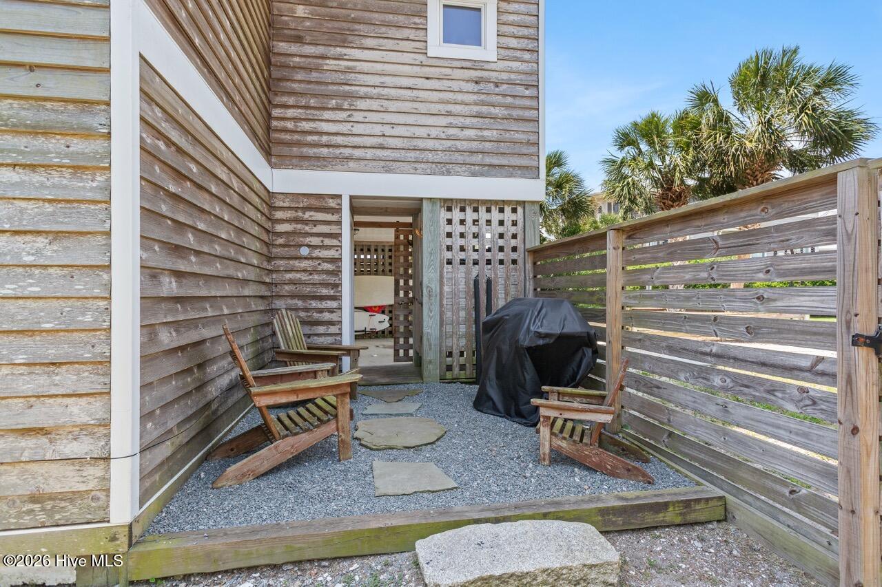 202 Live Oak Drive