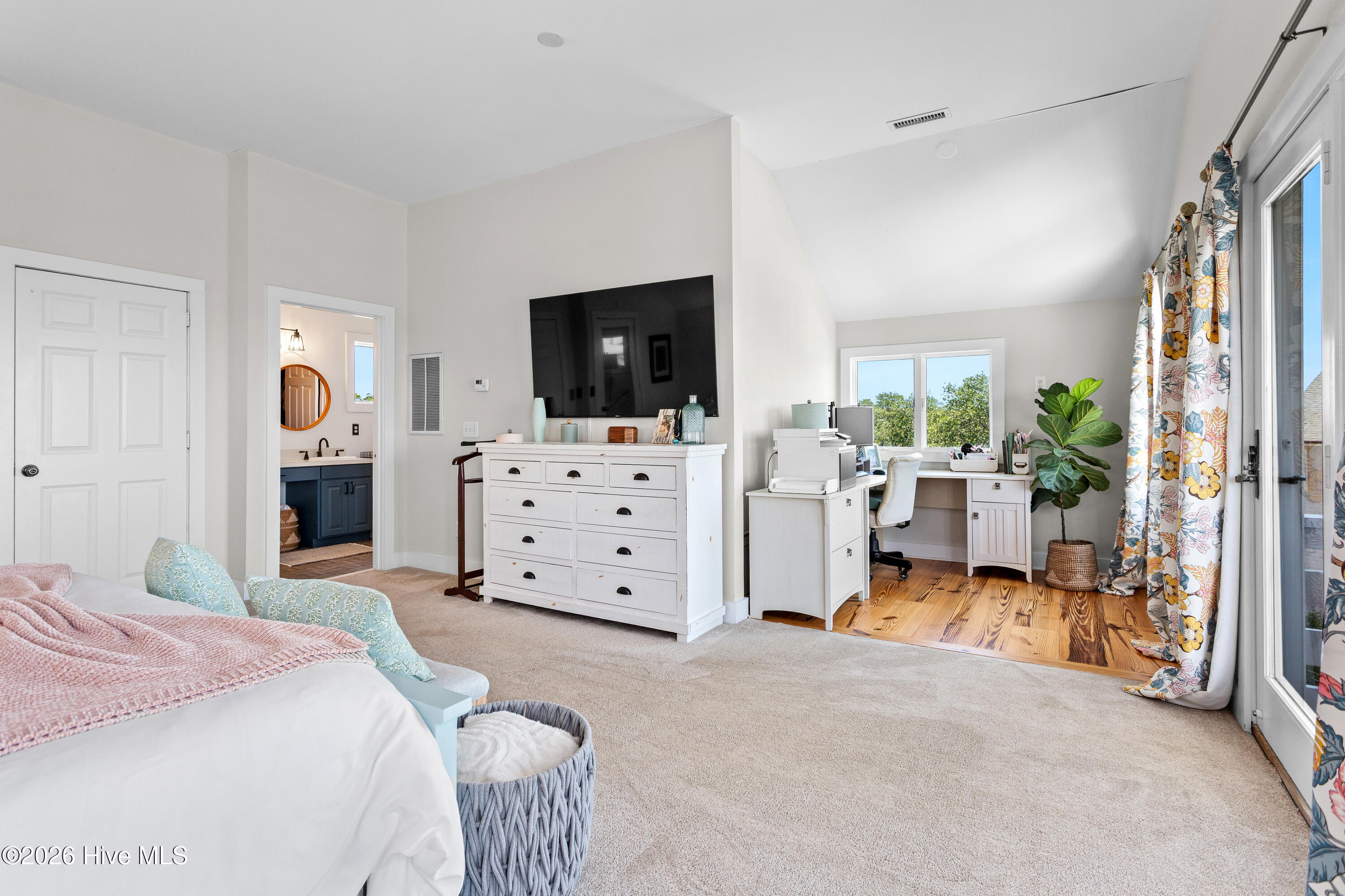 202 Live Oak Drive