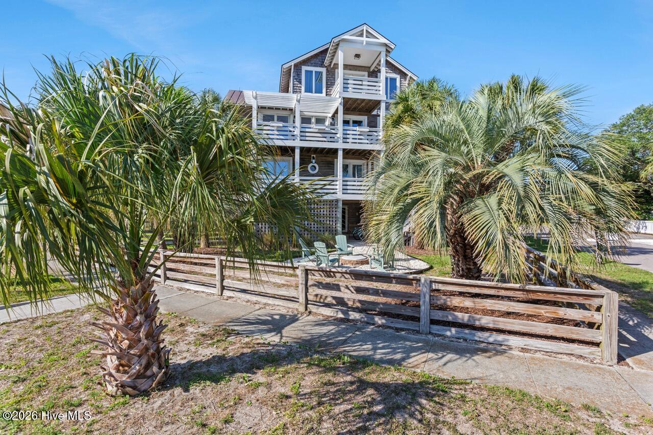 202 Live Oak Drive