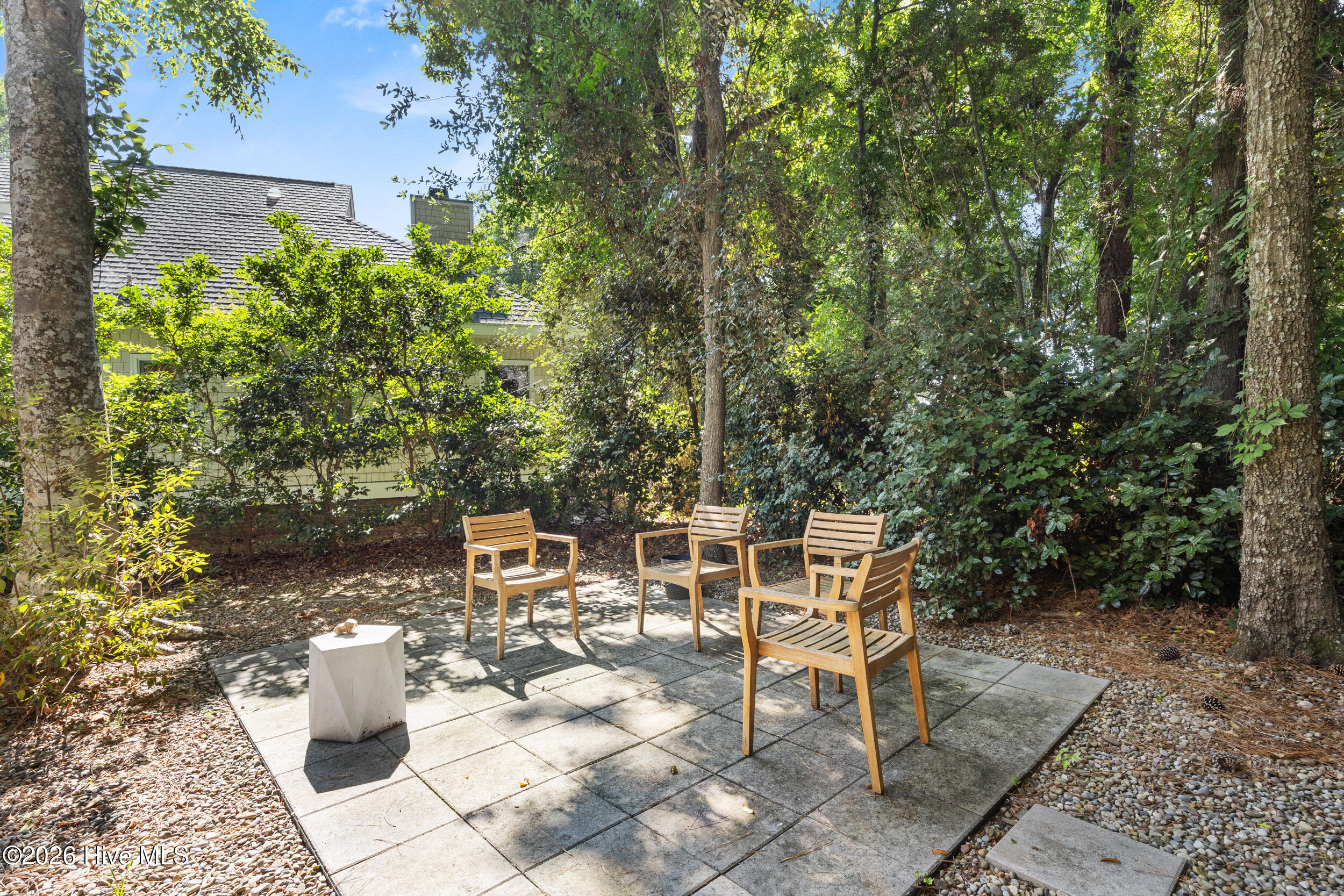 2106 Medeira Court