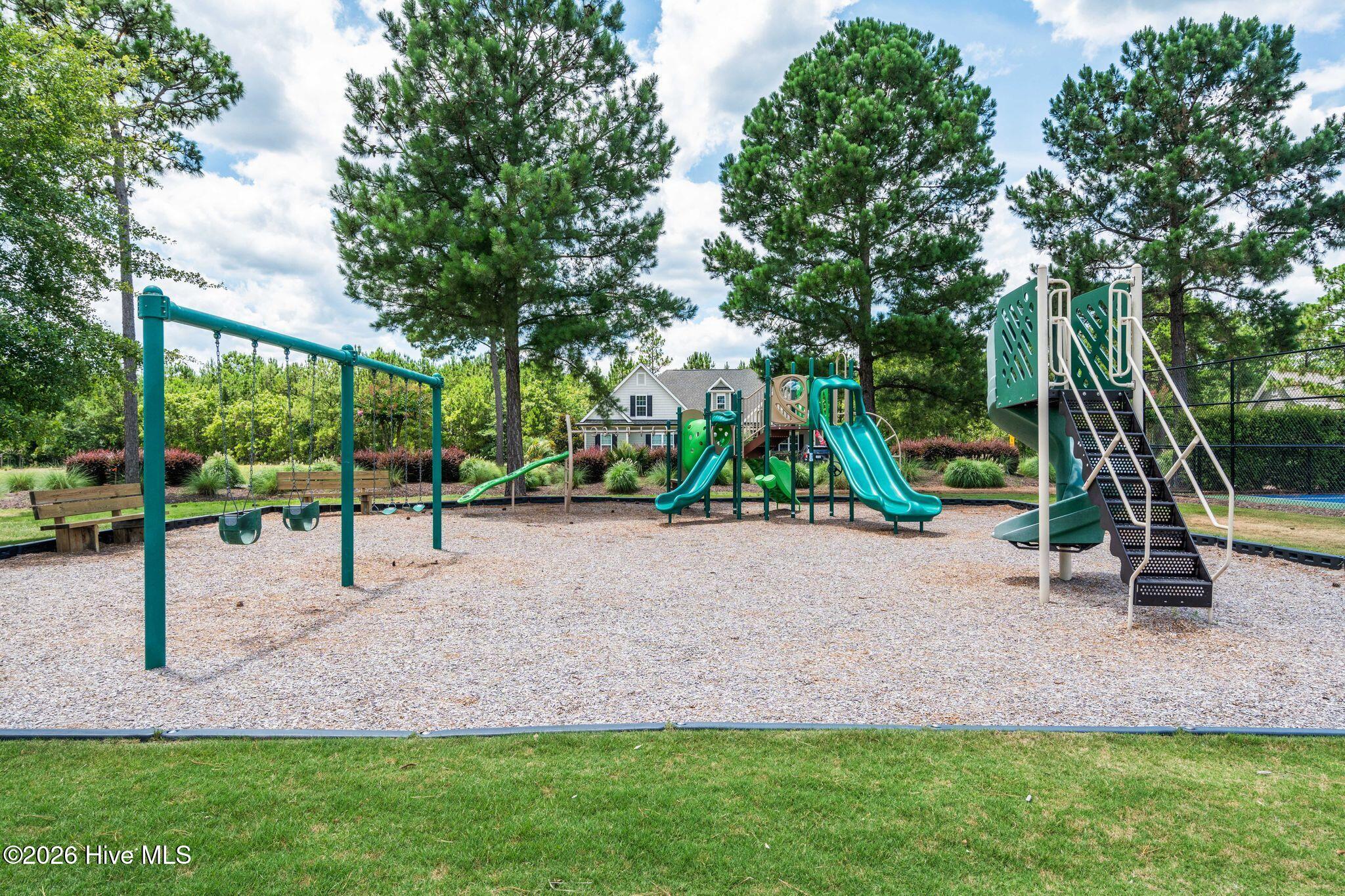 9500 195 Fallen Pear Lane NE