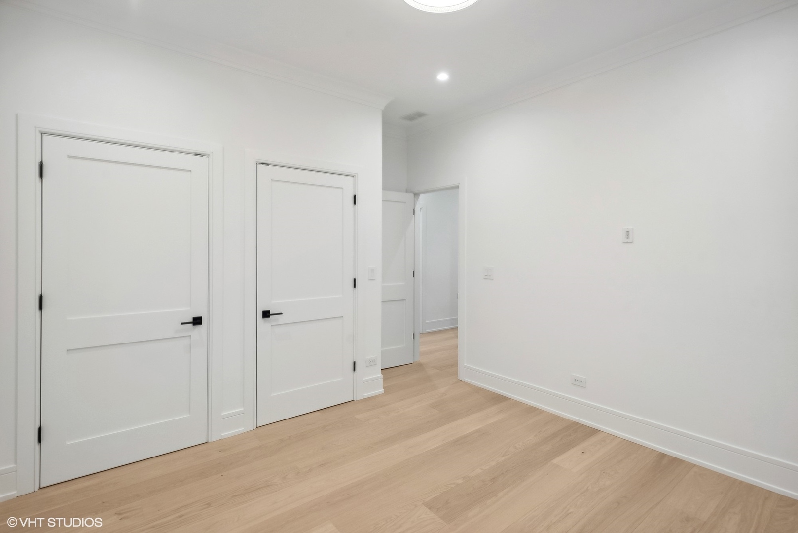 3642 N Magnolia Avenue