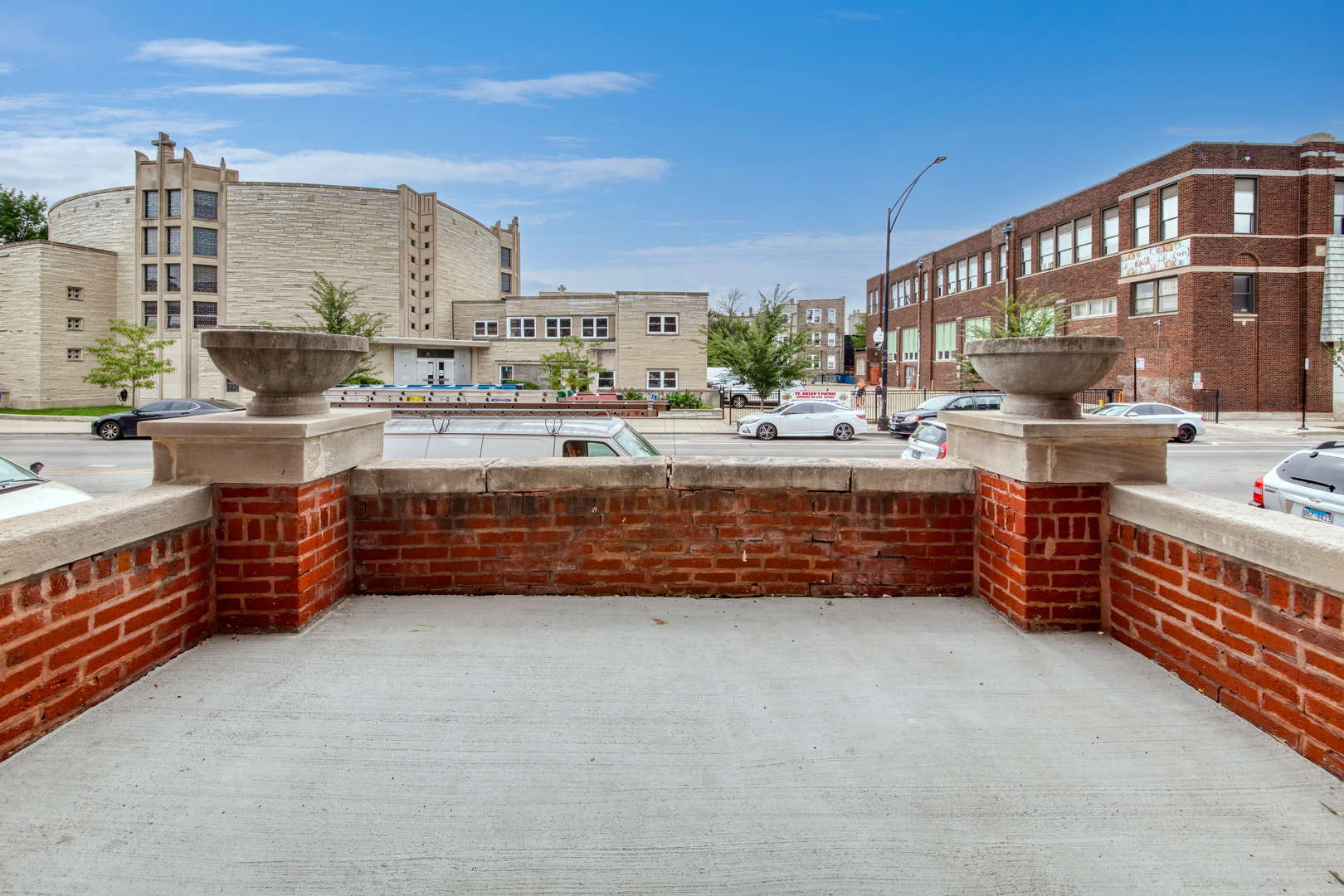 2316 W Augusta Boulevard