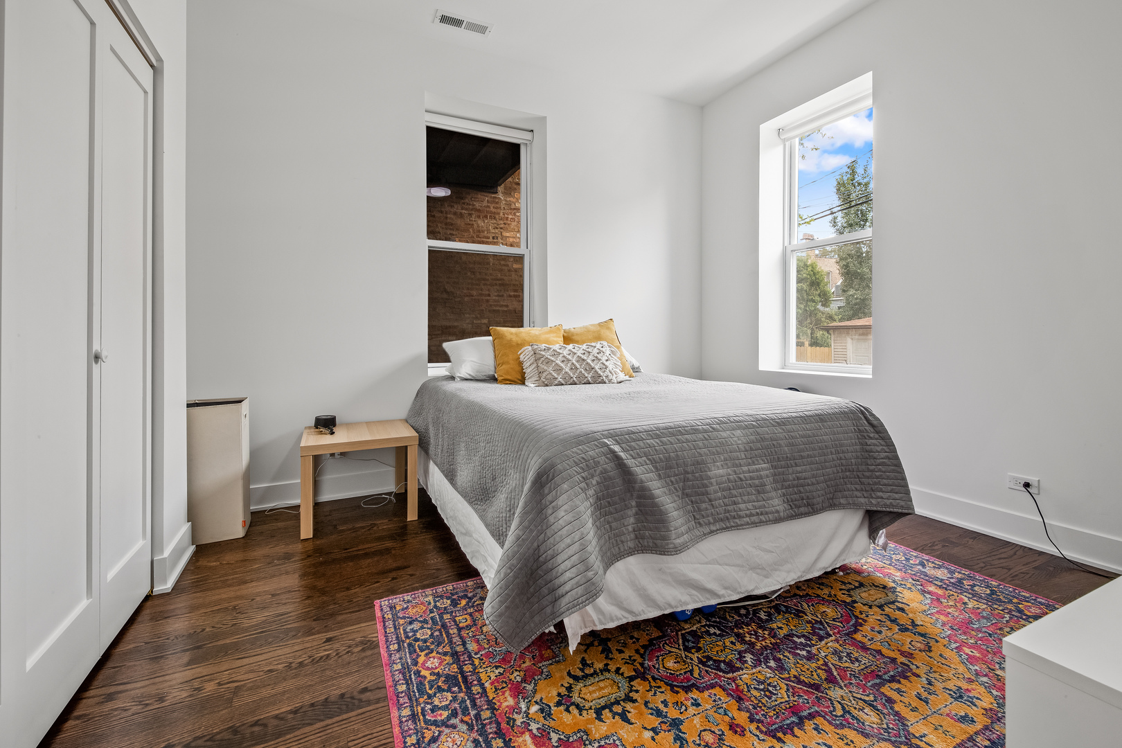 2316 W Augusta Boulevard