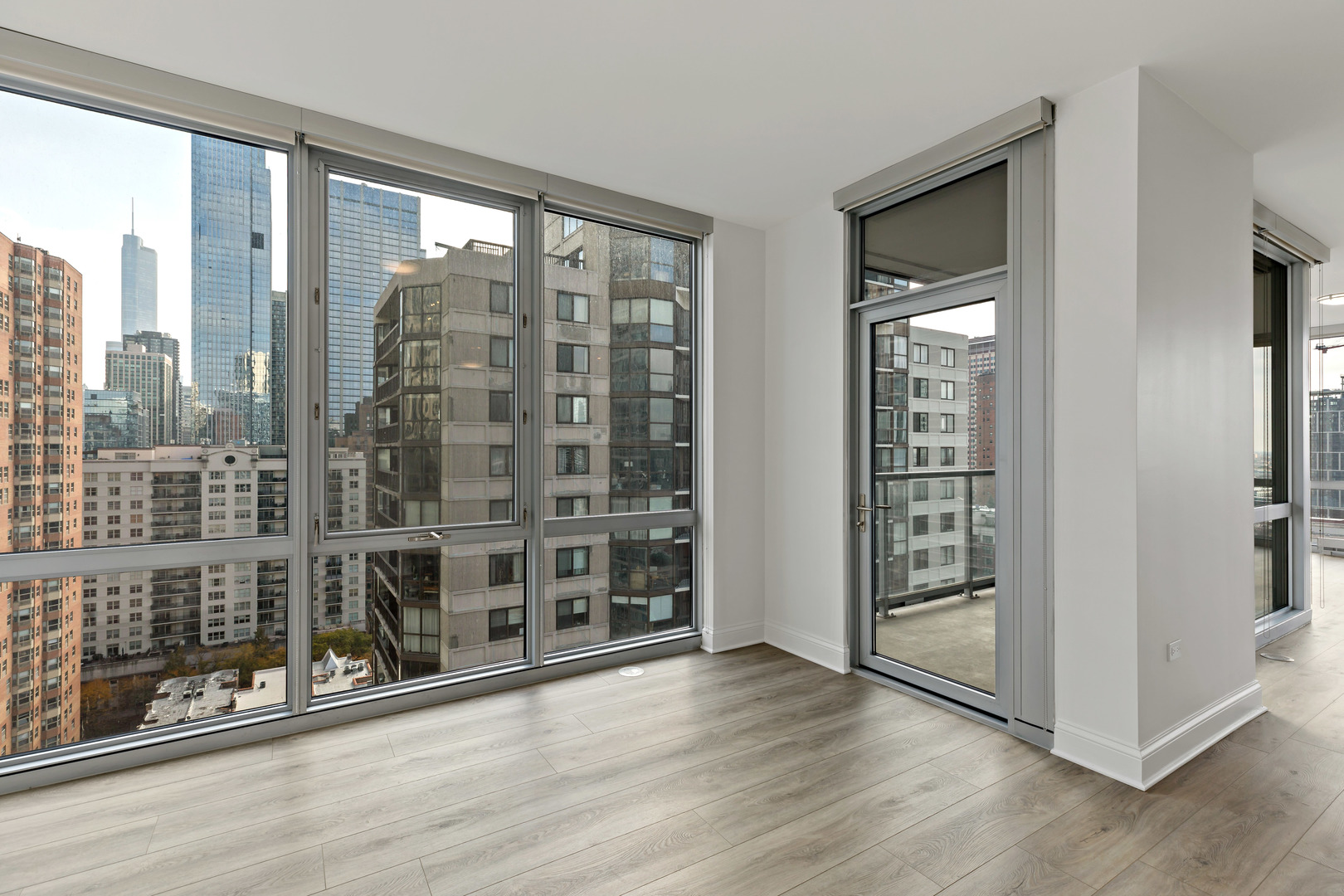 2 W Delaware Place Unit: 1705-06