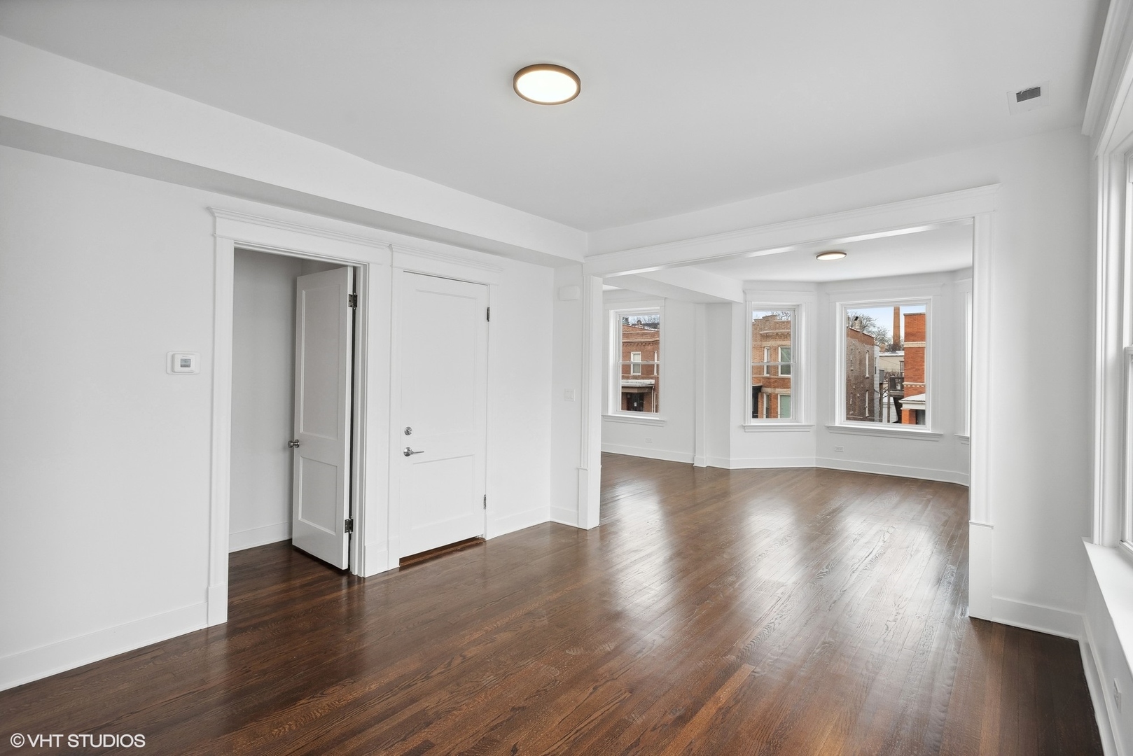 2229 W Augusta Boulevard