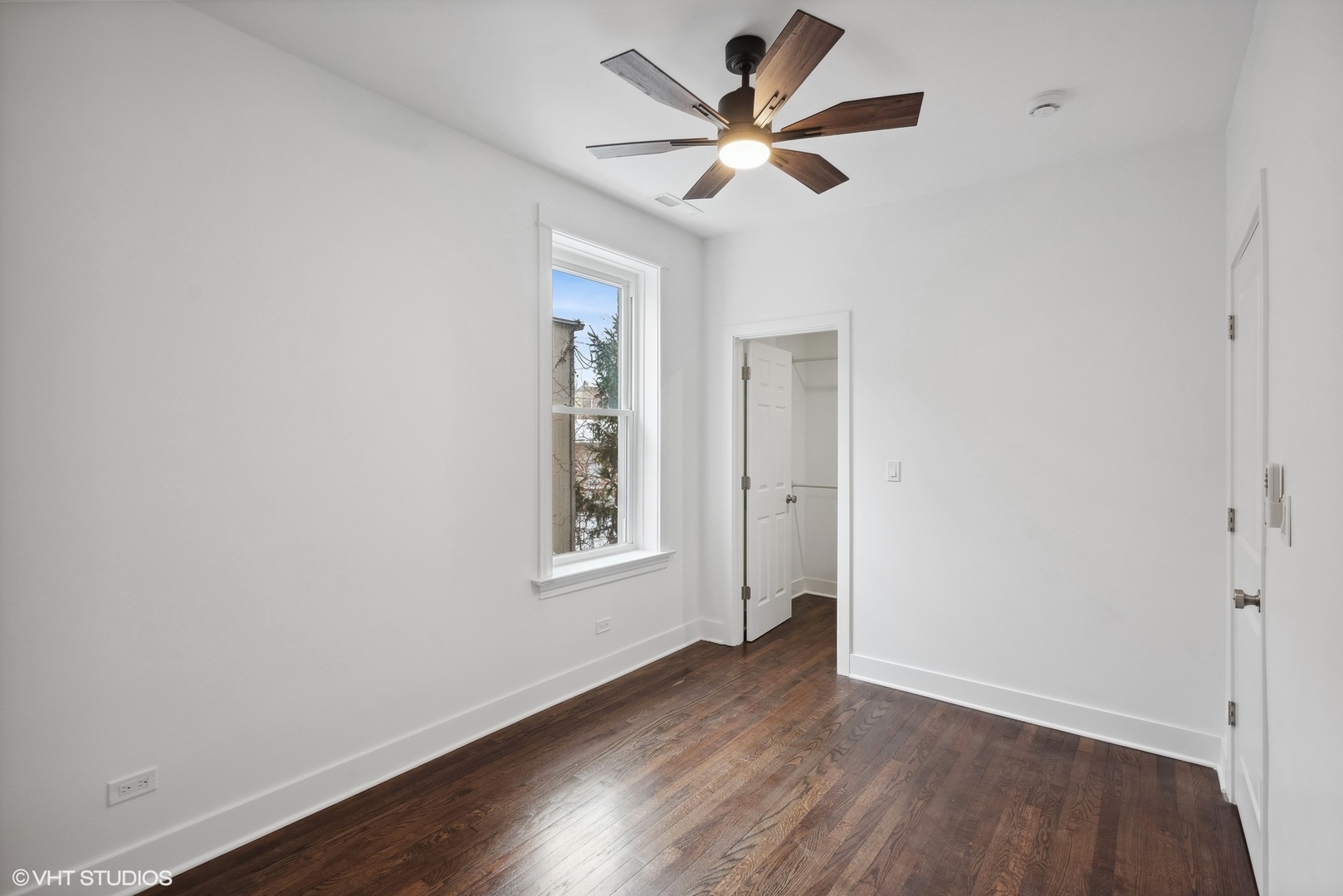 2229 W Augusta Boulevard