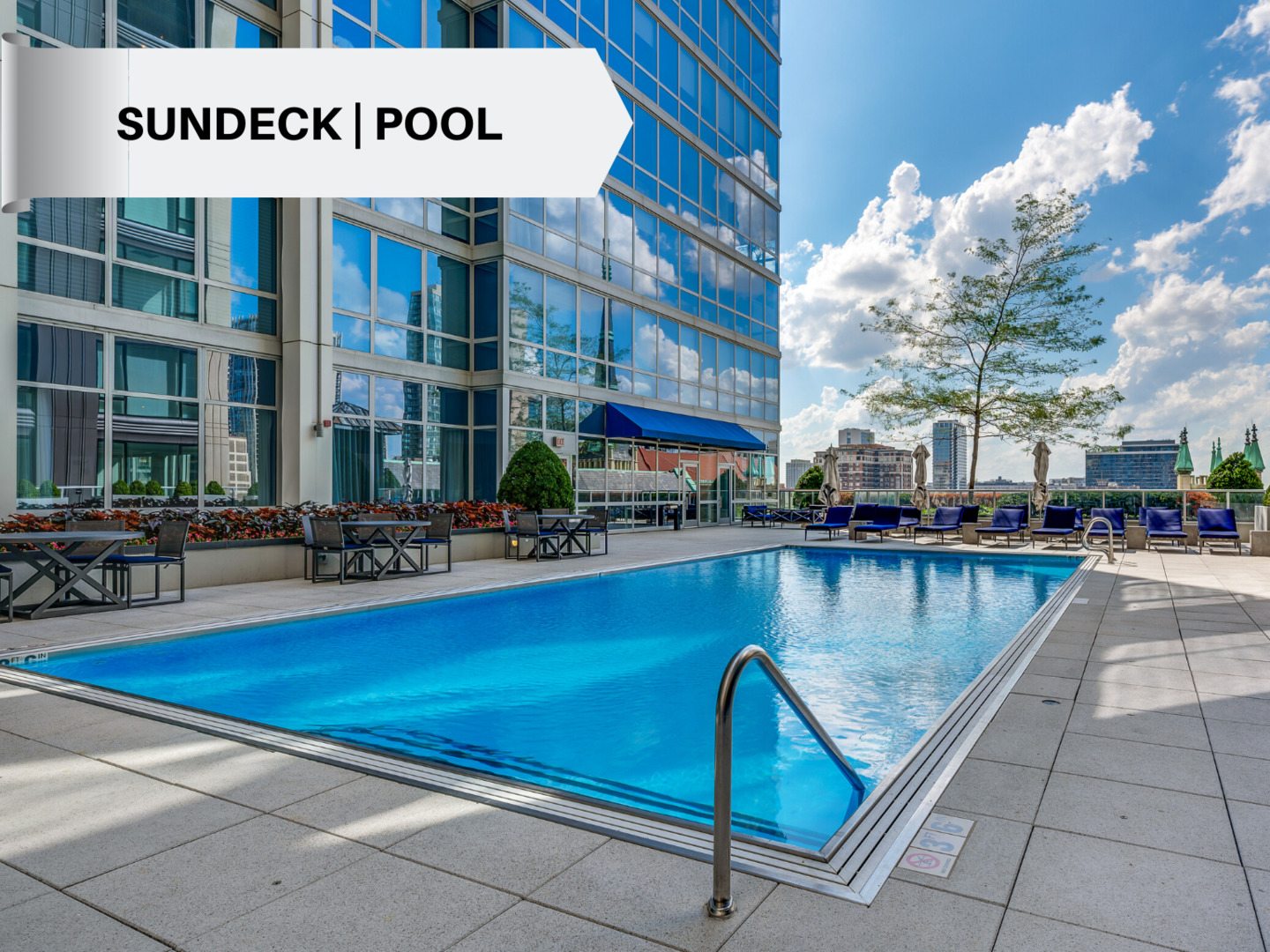 2 W Delaware Place Unit: 2403
