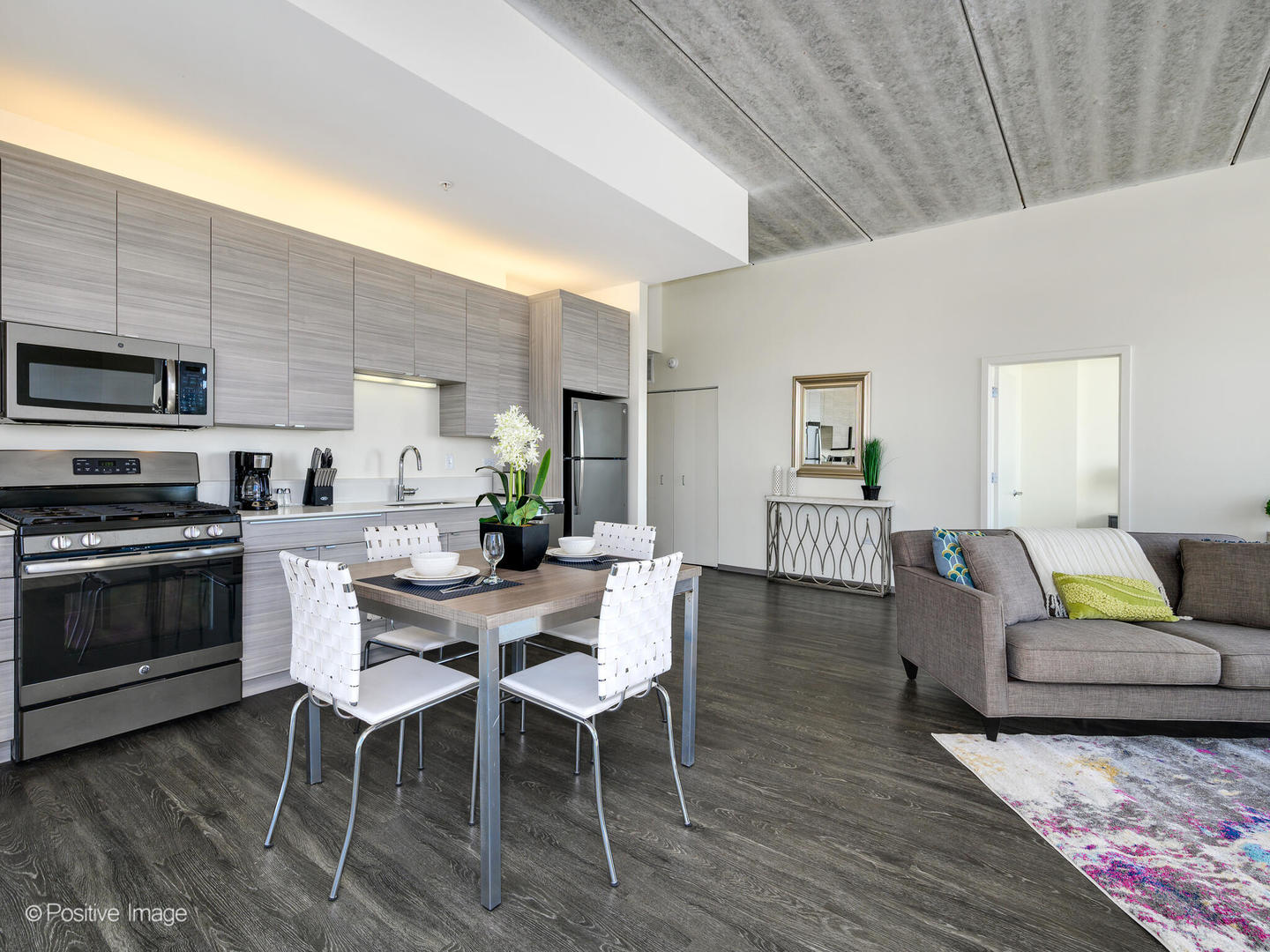 1920 N Milwaukee Avenue Unit: 507