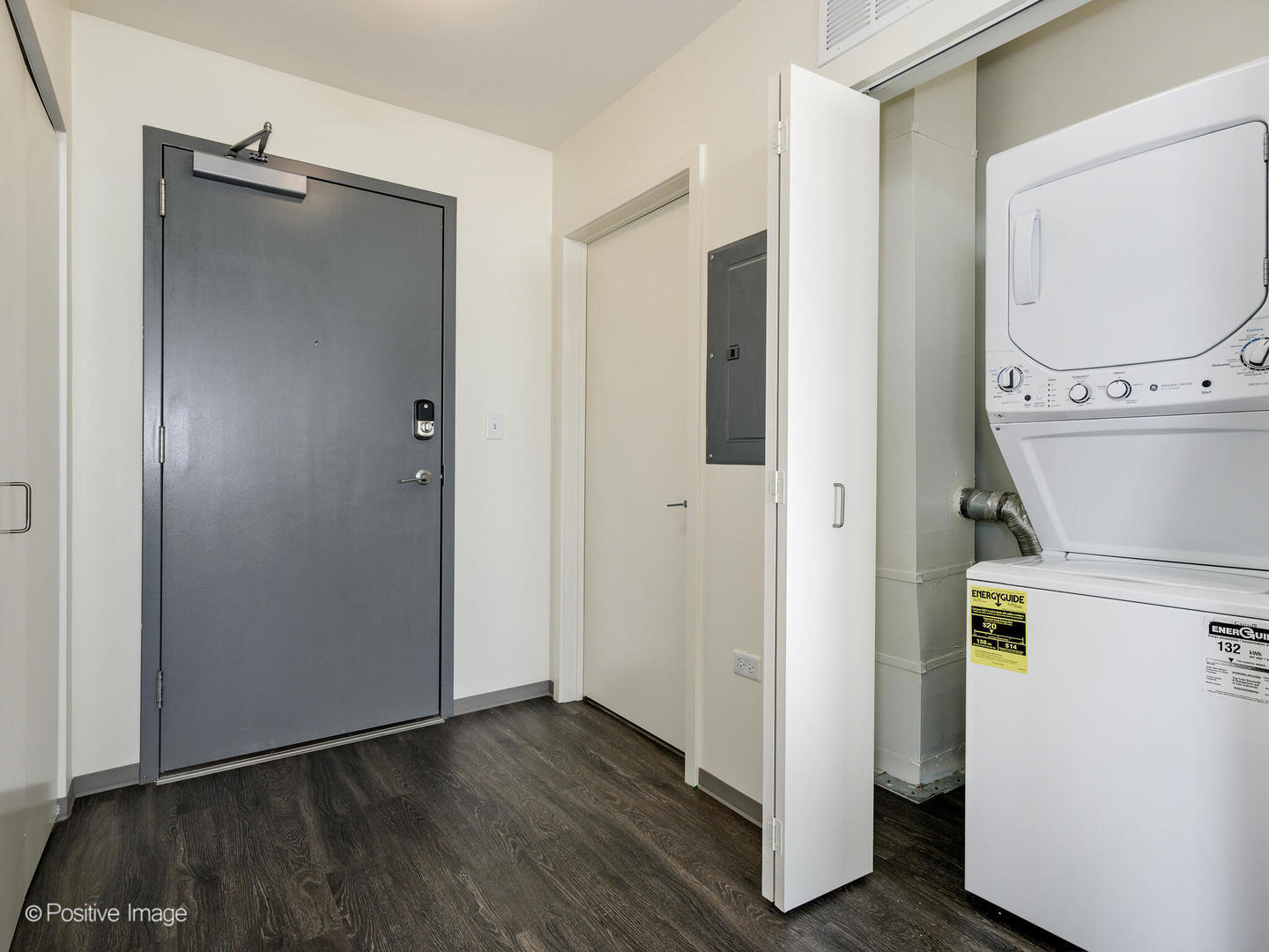 1920 N Milwaukee Avenue Unit: 507