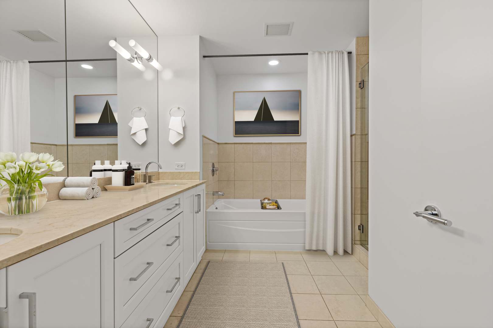 2 W Delaware Place Unit: 1502