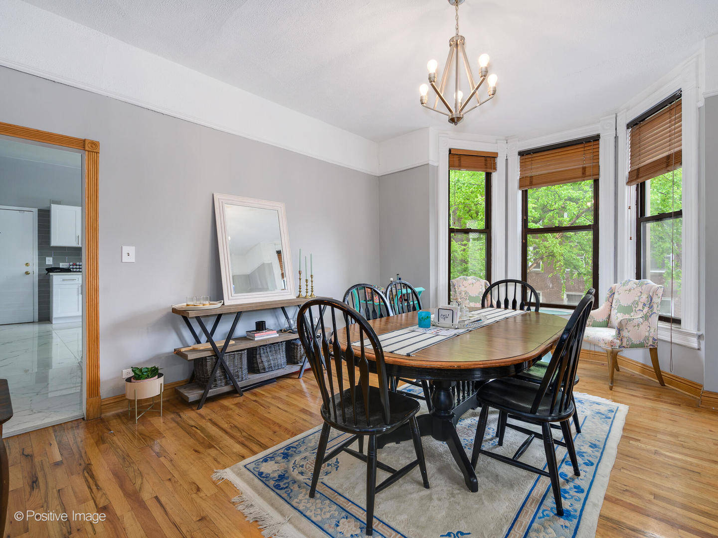 1059 W Wrightwood Avenue