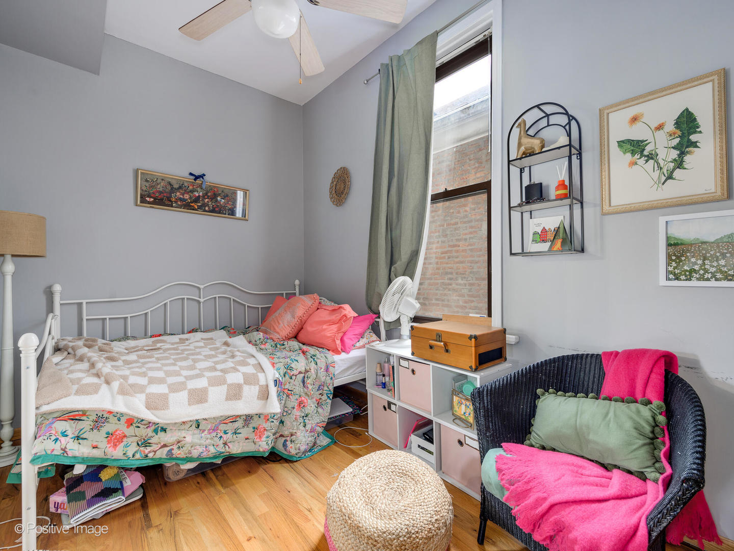 1059 W Wrightwood Avenue