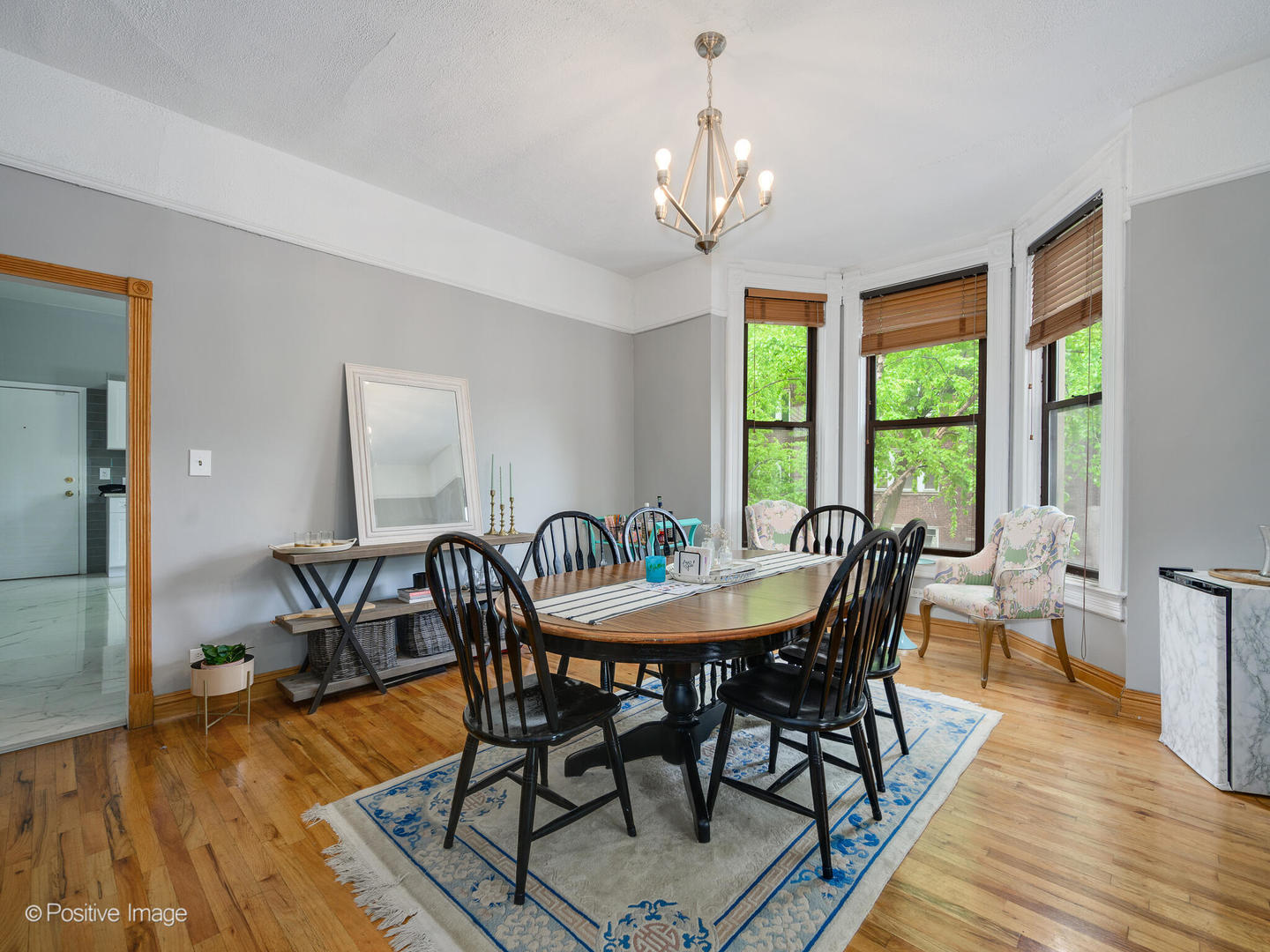 1059 W Wrightwood Avenue