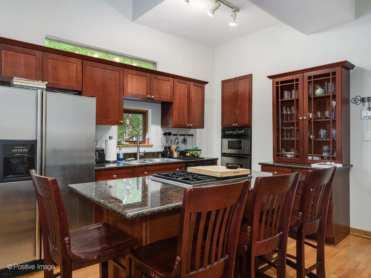 1059 W Wrightwood Avenue