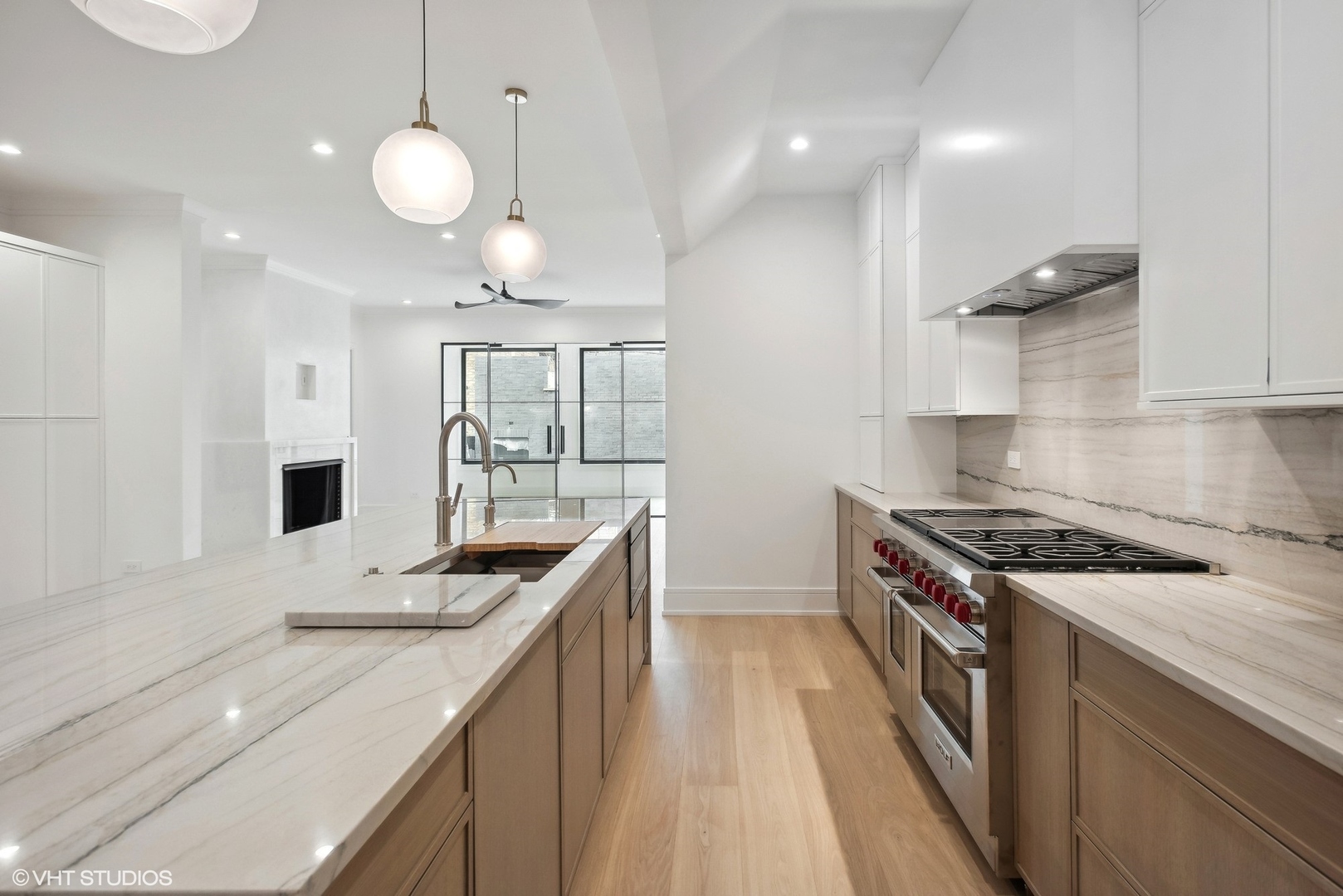 3642 N Magnolia Avenue