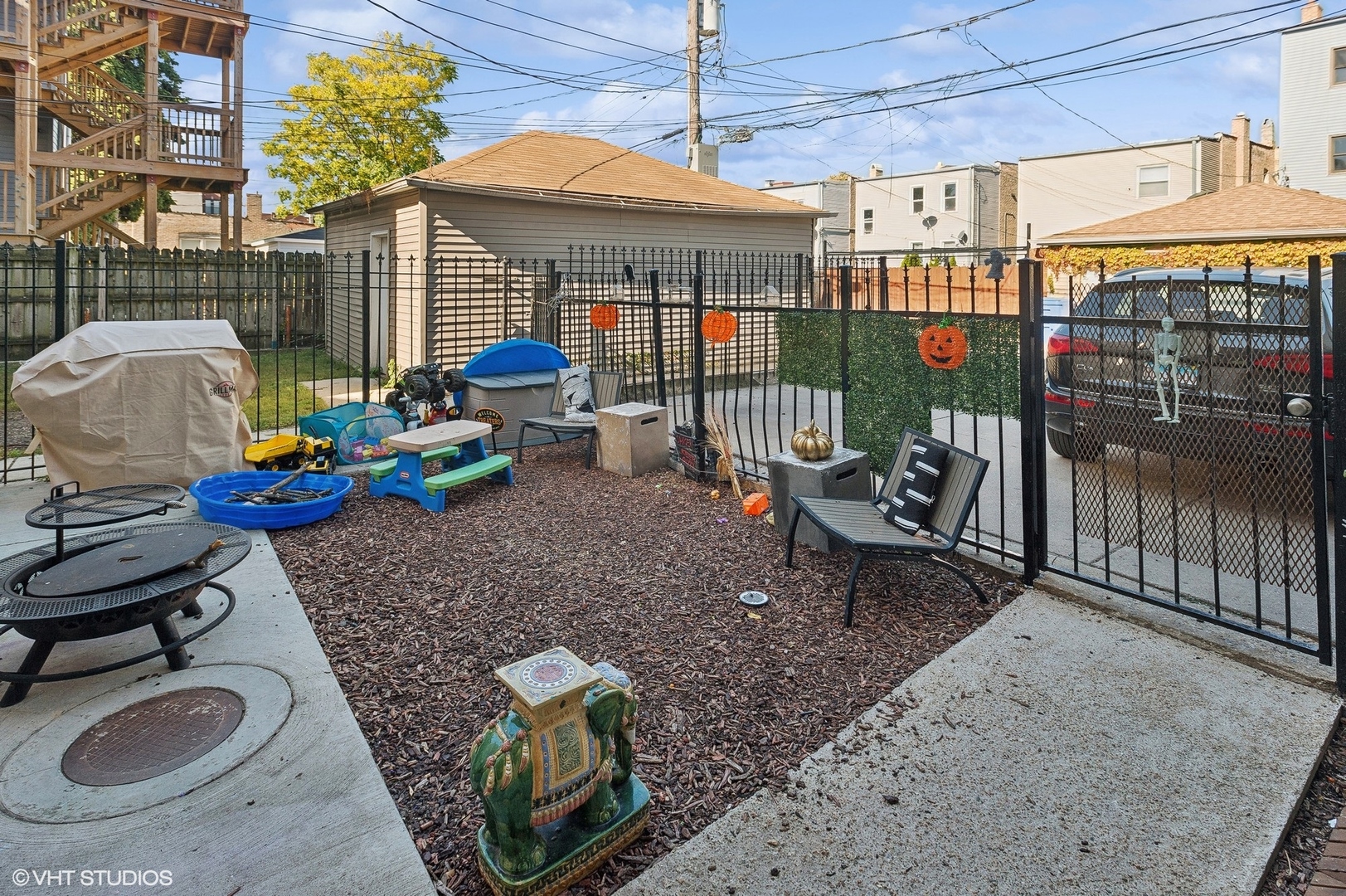 3336 W Potomac Avenue