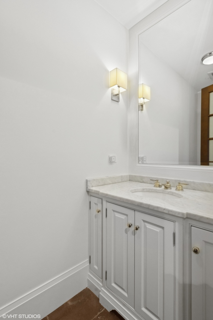 1919 N SHEFFIELD Avenue Unit: 3