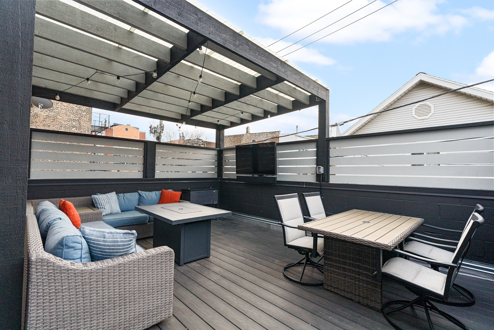 1520 N Ashland Avenue Unit: 1