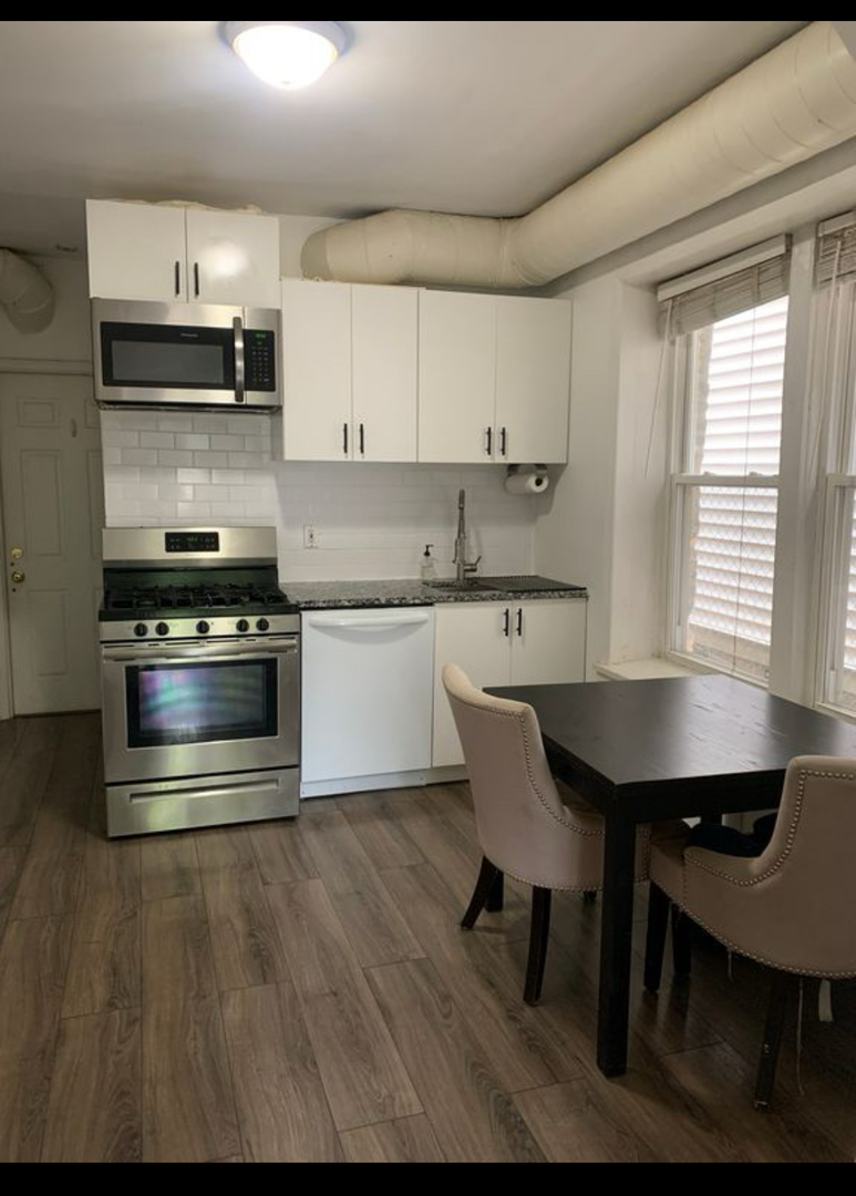 2316 W Belden Avenue Unit: 1
