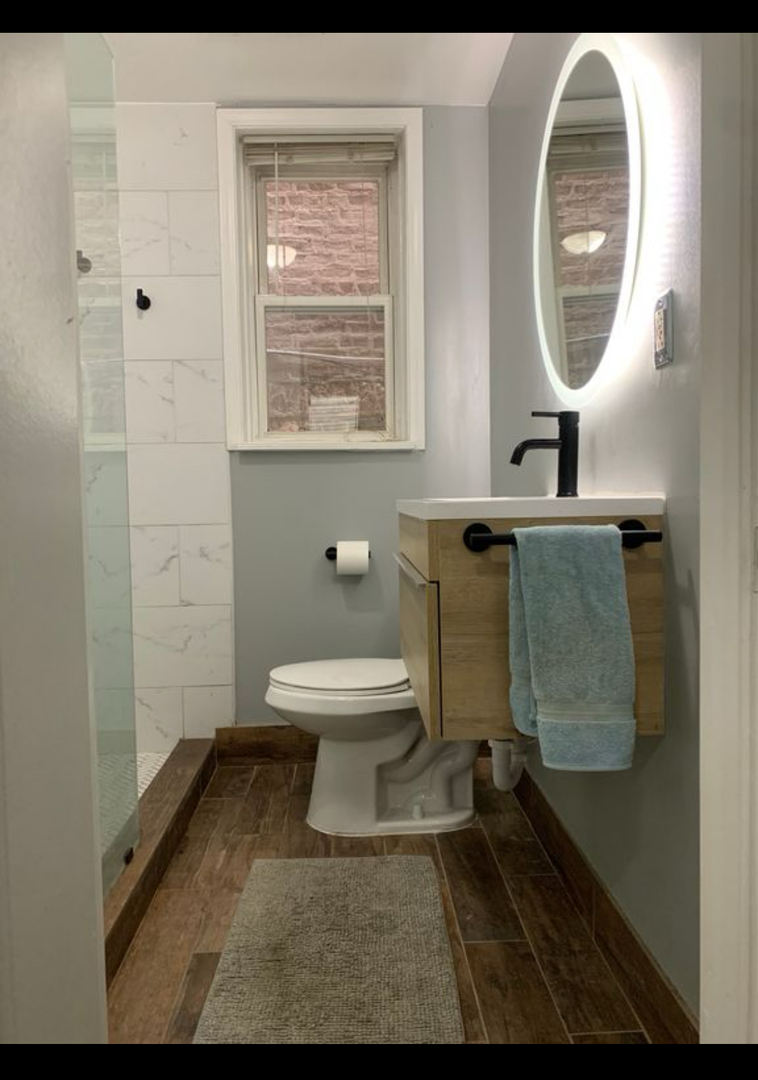 2316 W Belden Avenue Unit: 1