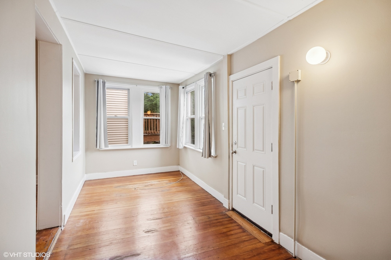 1702 N Campbell Avenue