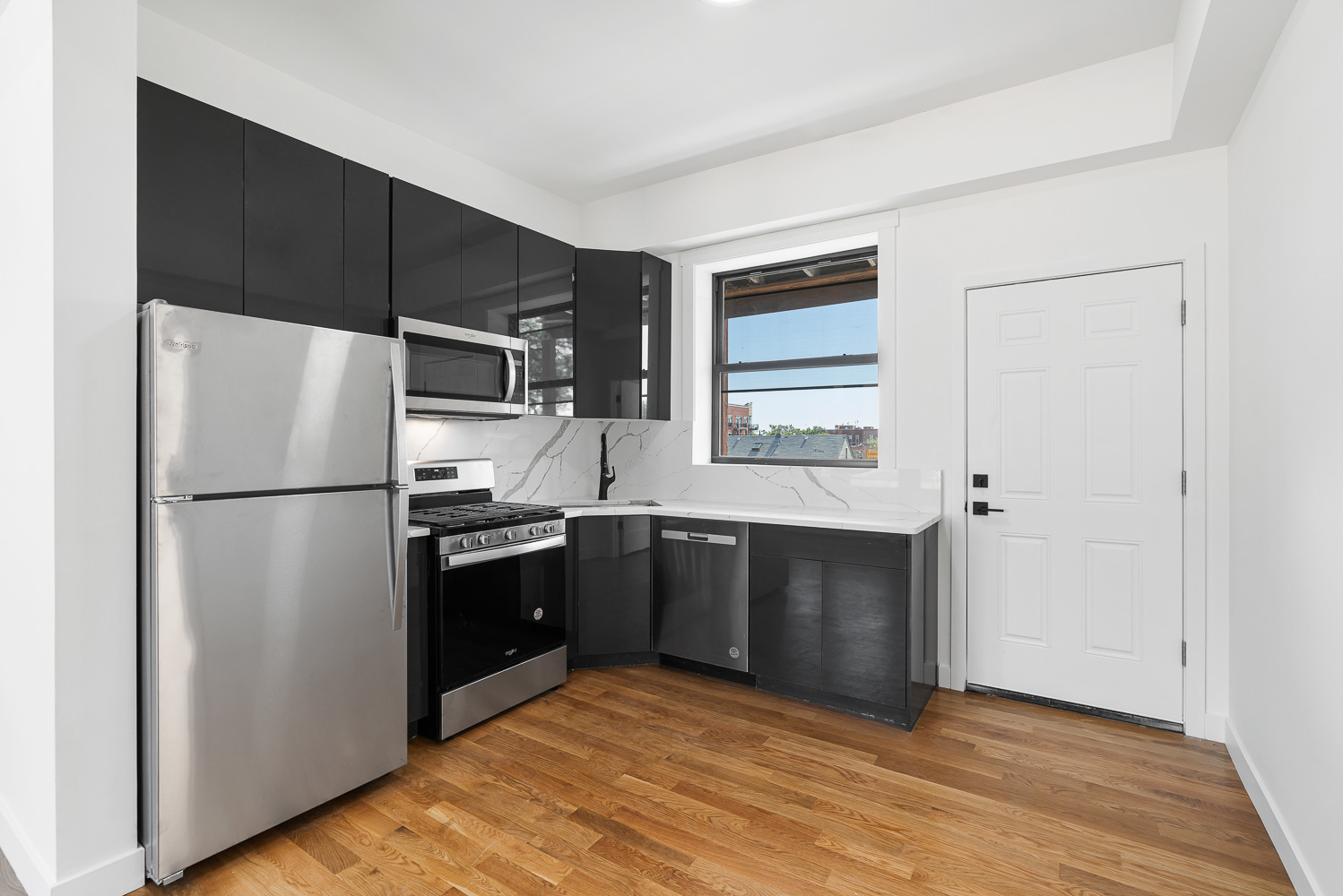 3025 W Irving Park Road Unit: 3S