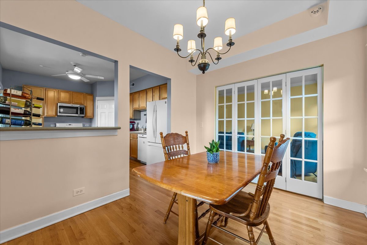 1112 Main Street Unit: 3E