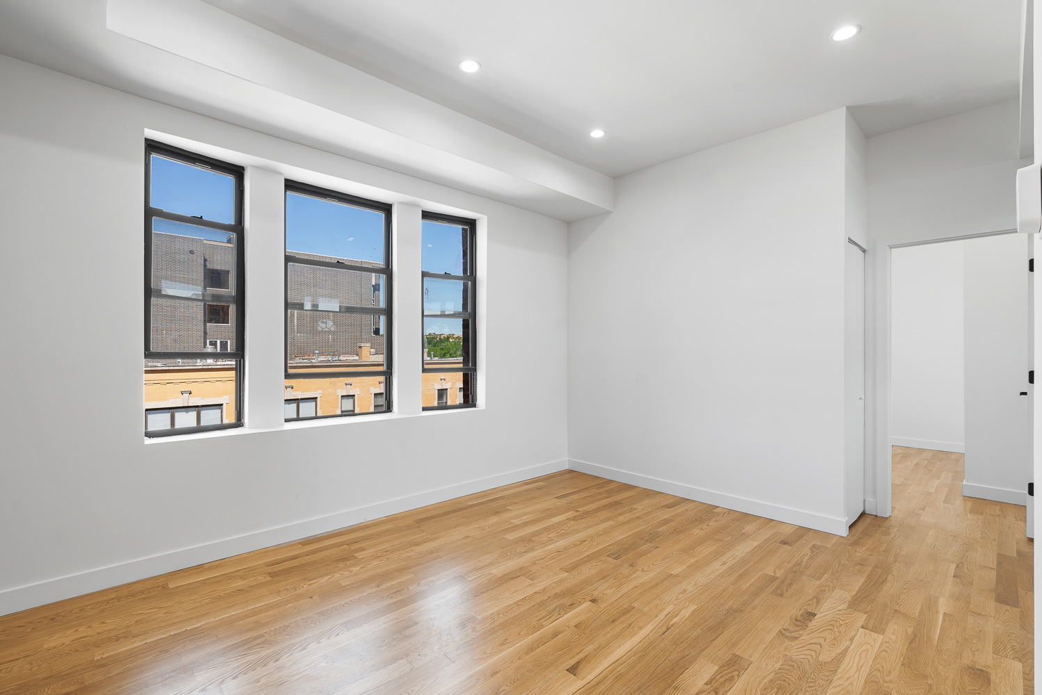 3025 W Irving Park Road Unit: 3N