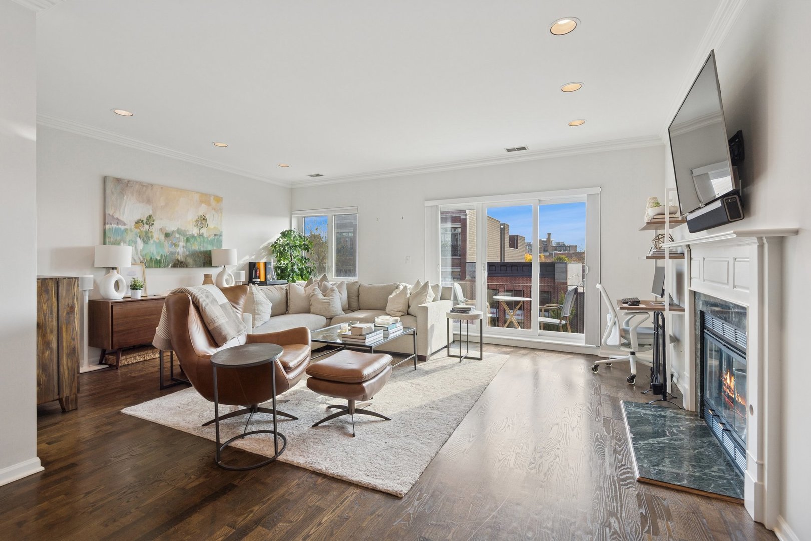 1122 W Armitage Avenue Unit: 302