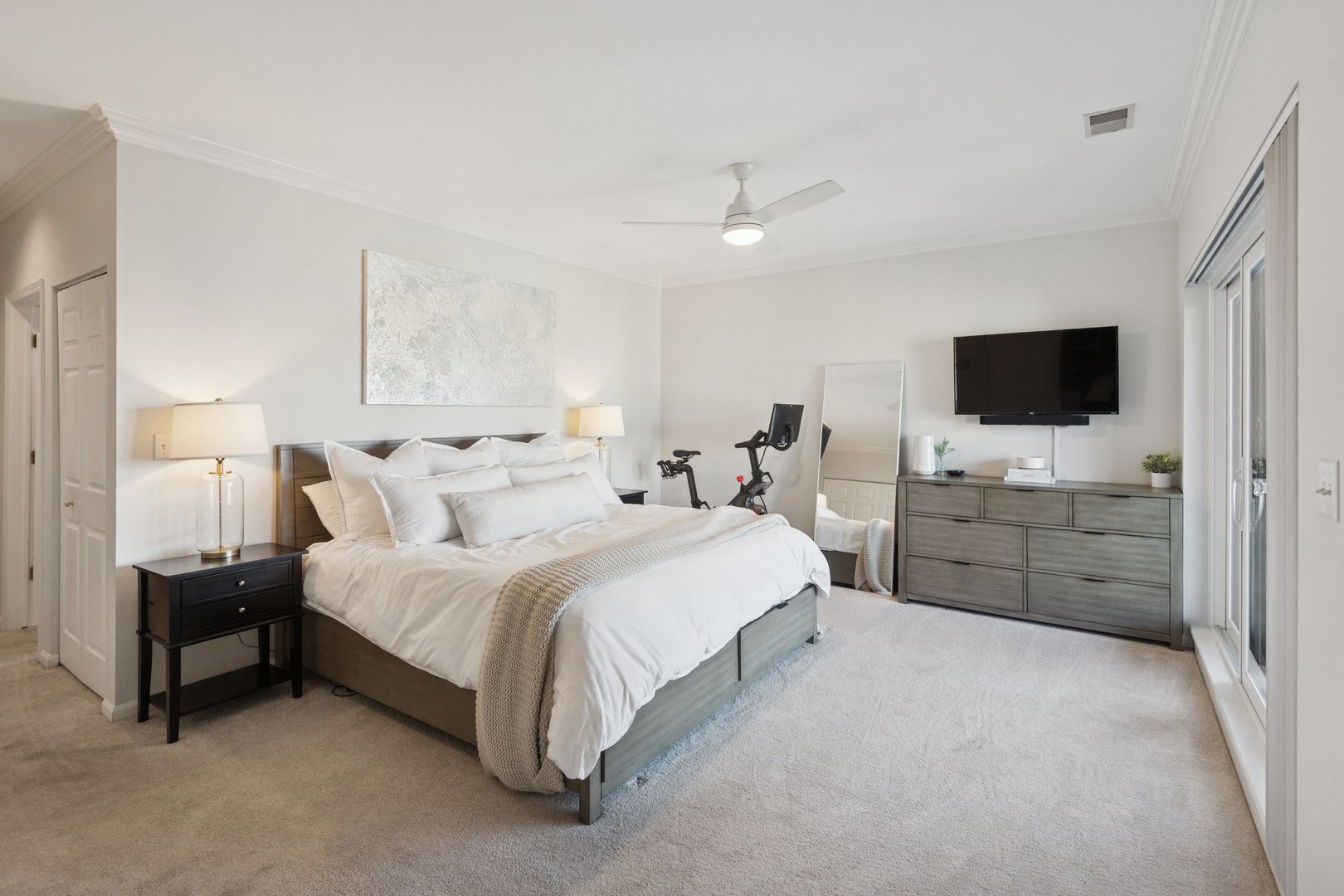 1122 W Armitage Avenue Unit: 302