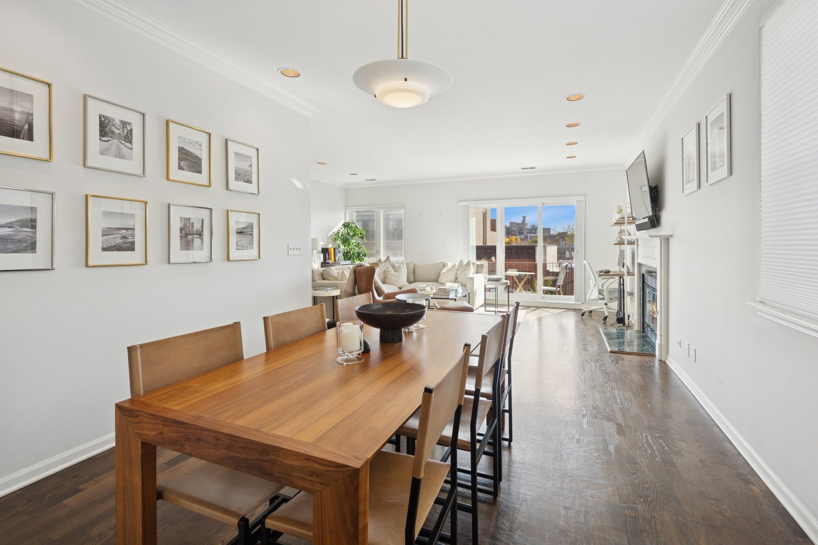 1122 W Armitage Avenue Unit: 302