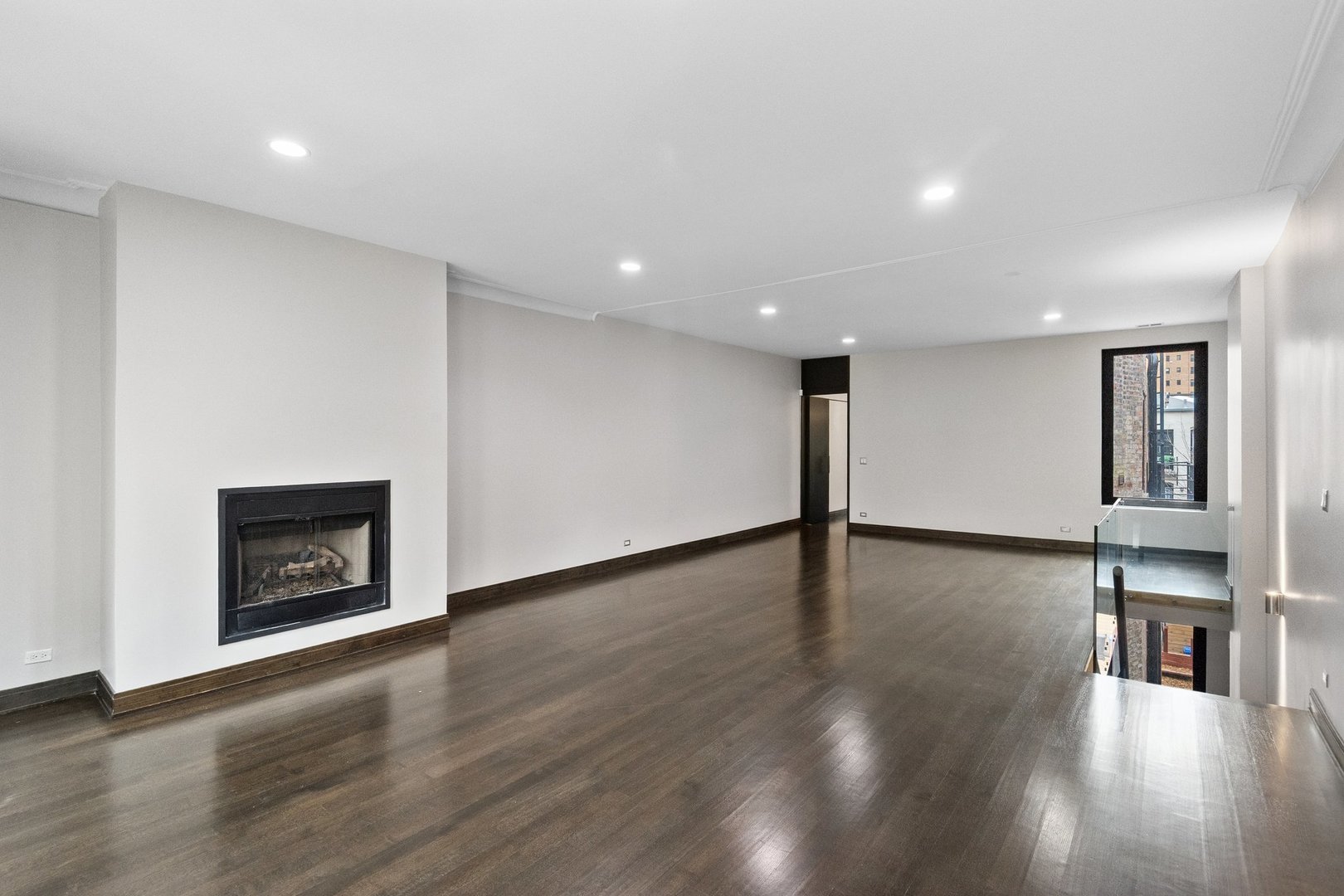 44 E Cedar Street