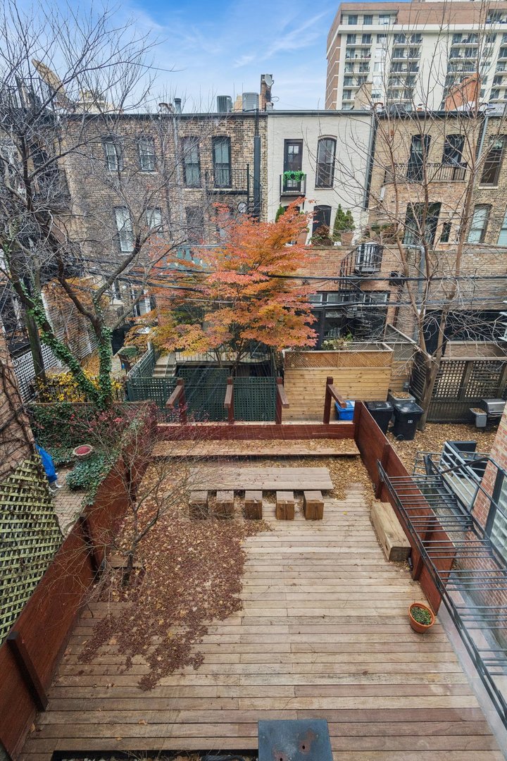 44 E Cedar Street