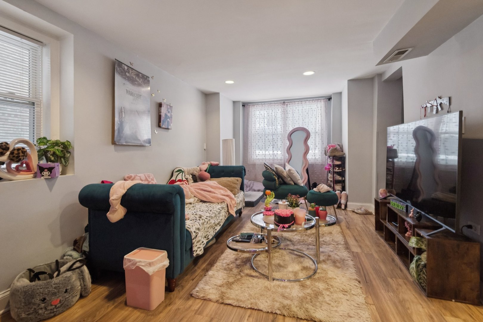 1707 N WASHTENAW Avenue