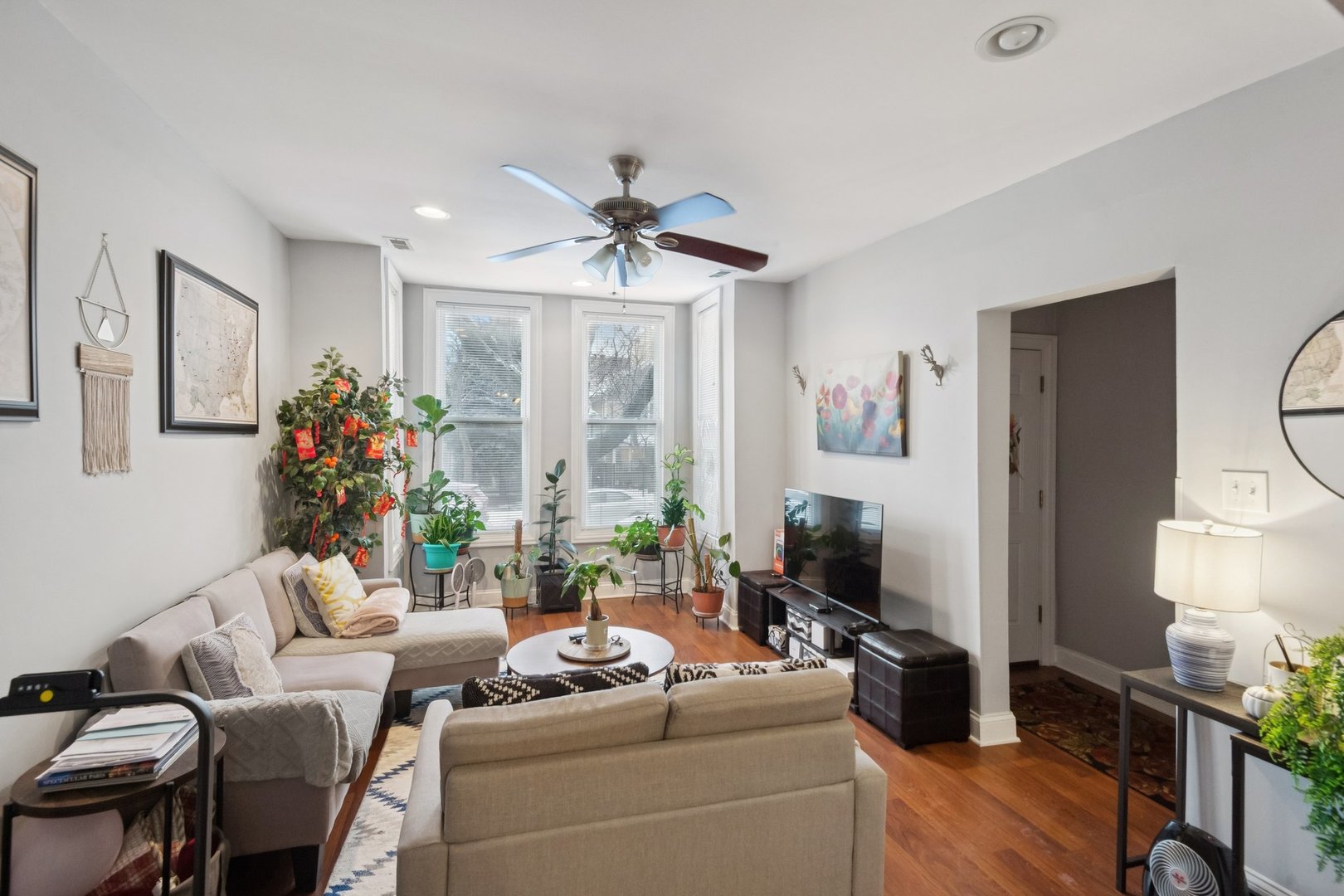 1707 N WASHTENAW Avenue