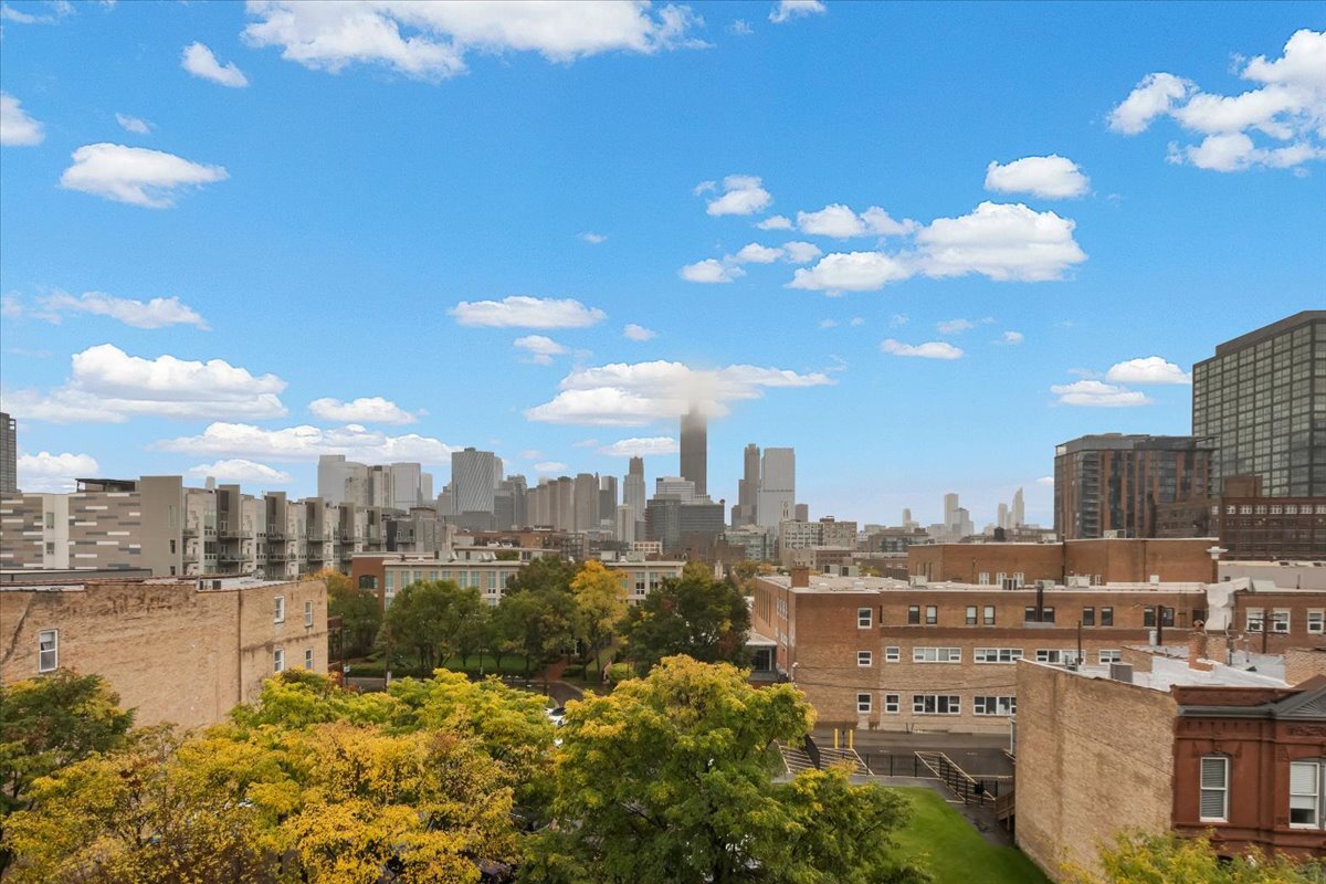 222 S Racine Avenue Unit: 408